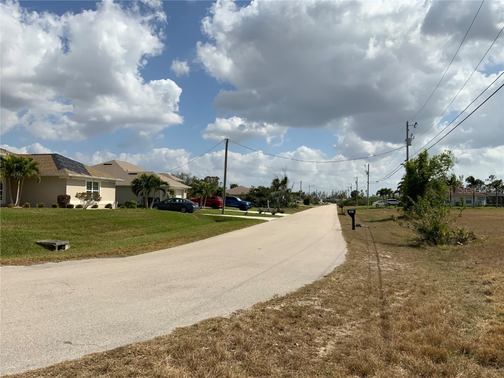 2113 NE 43rd Lane Cape Coral FL 33909 A4563492 image18