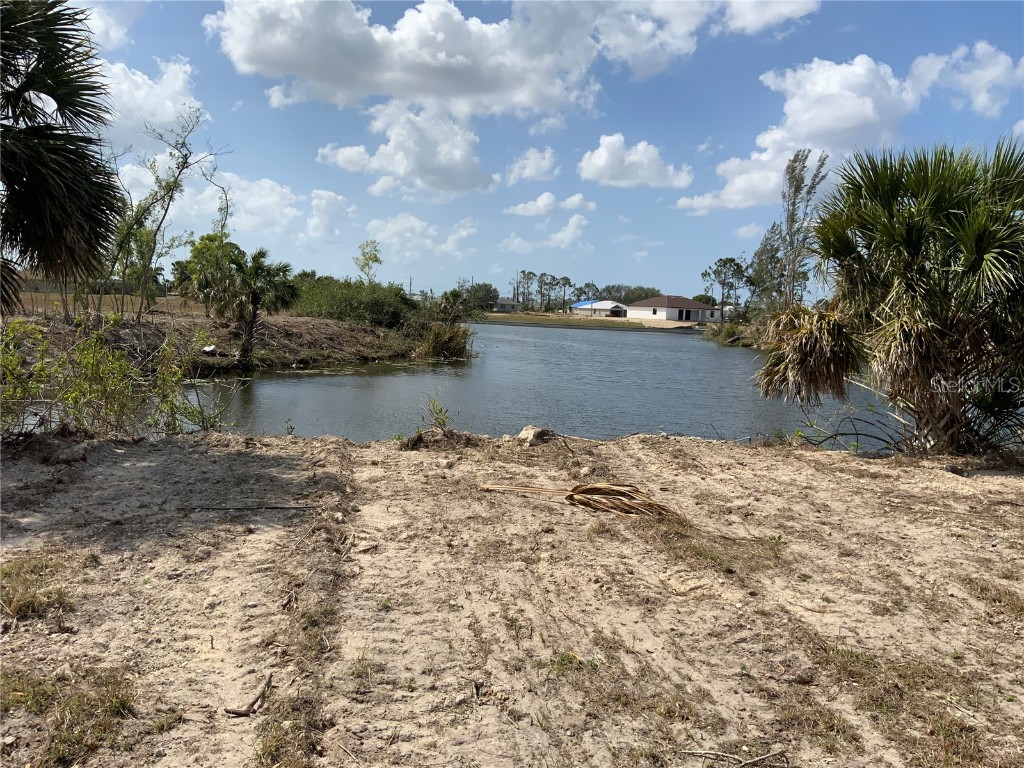 2113 NE 43rd Lane Cape Coral FL 33909 A4563492 image9