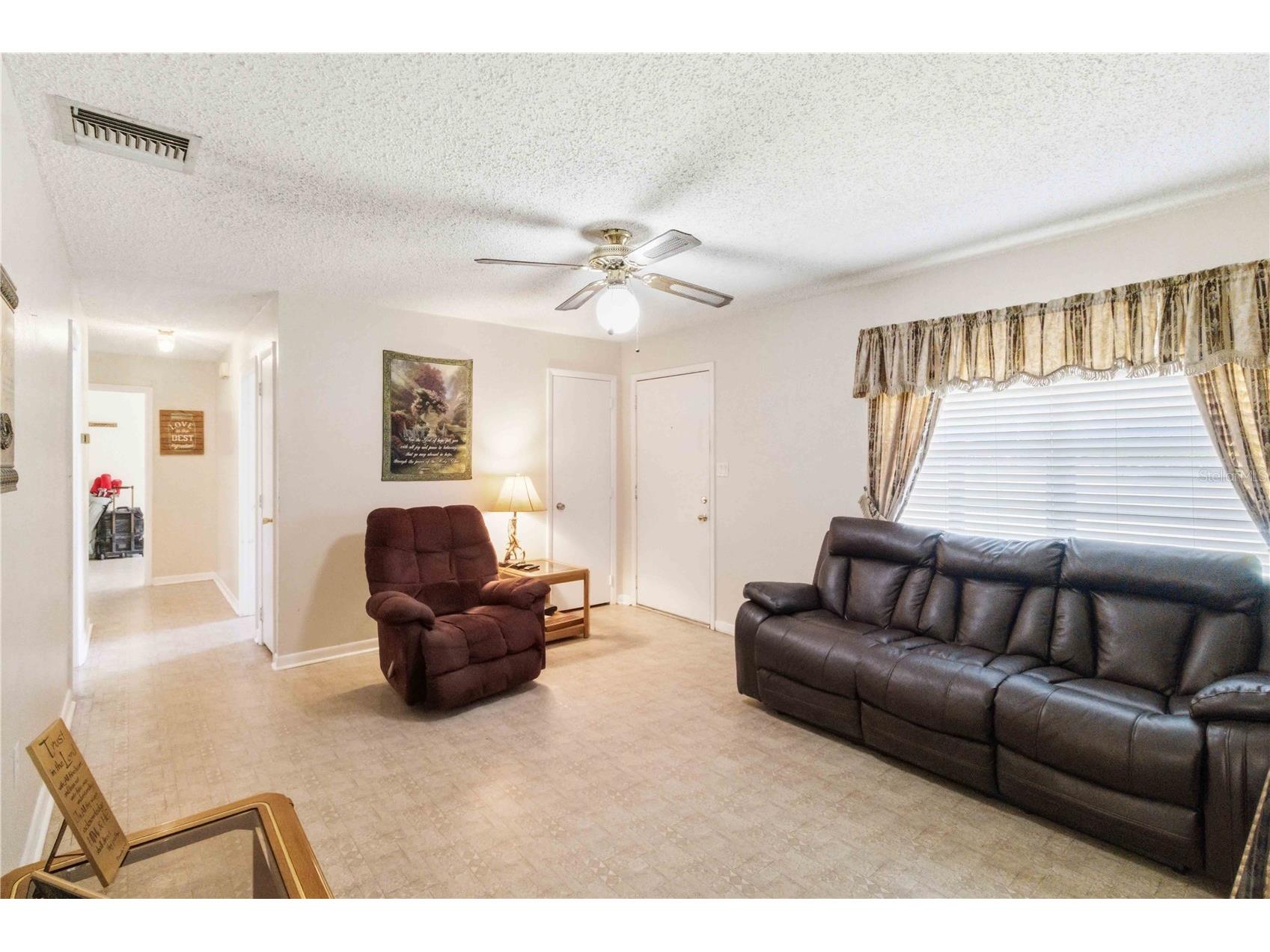 2113 Oakview Lane Plant City FL 33566 TB8528085 image7