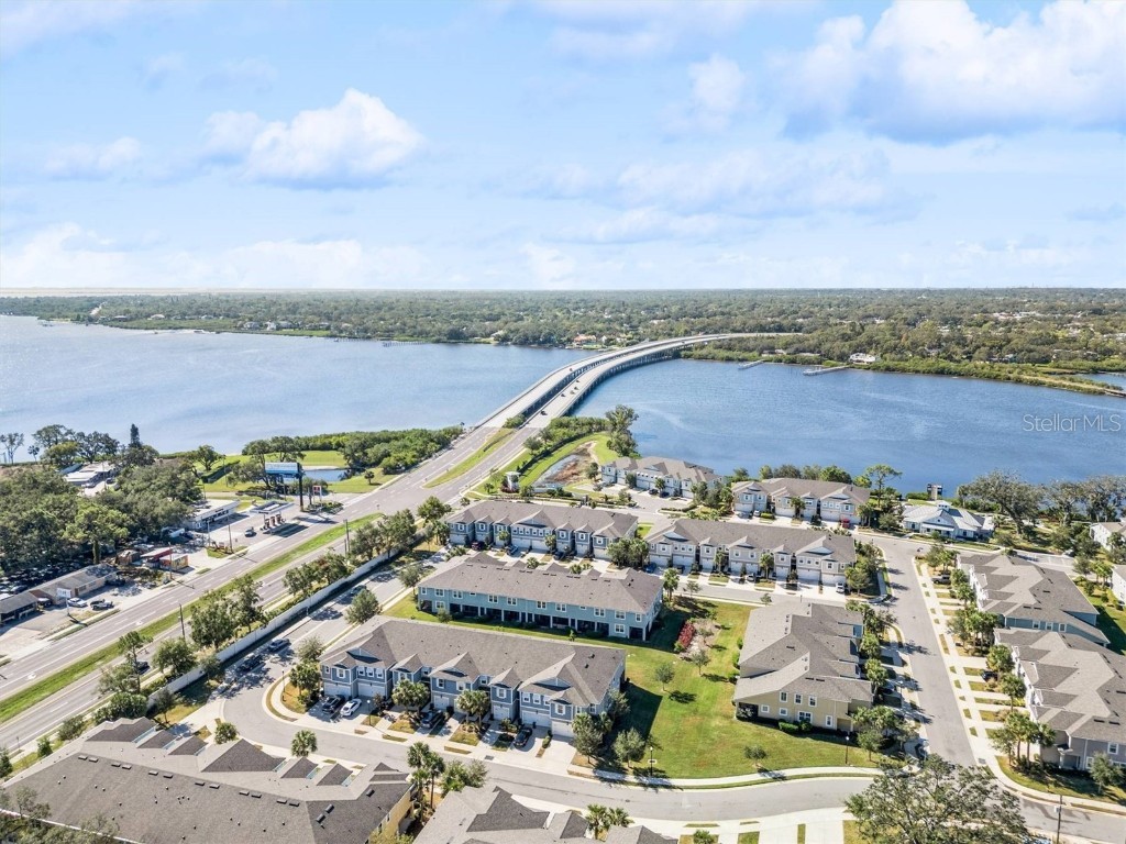 2113 Sunset Wind Loop Oldsmar FL 34677 - OLD TAMPA BAY TB8323330 image1