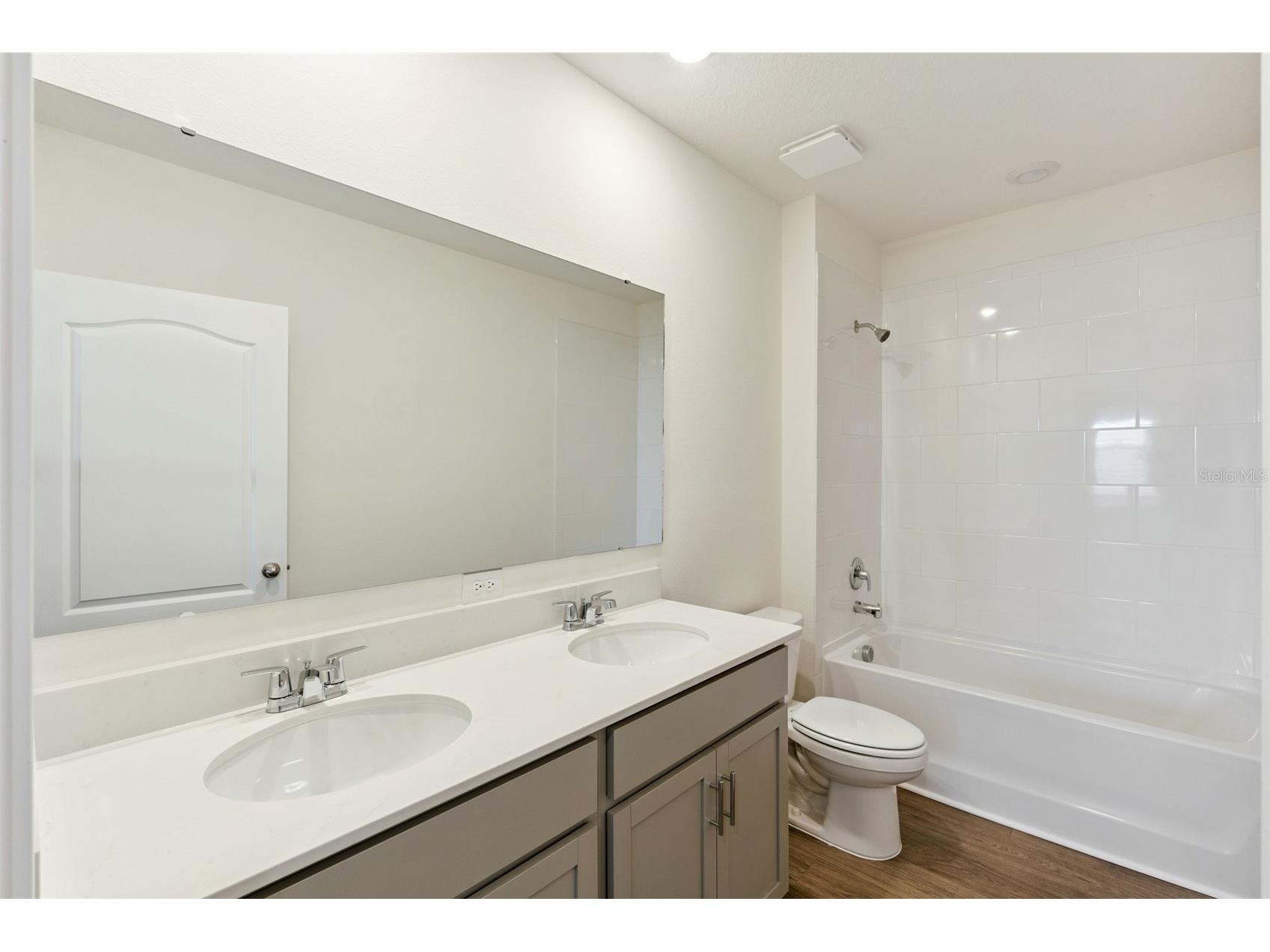 2113 Walnut Creek Drive Kissimmee FL 34744 O6396135 image24
