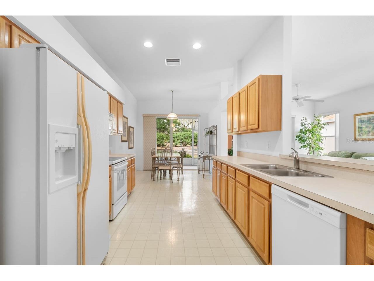 2113 Worthington Greens Drive Sun City Center FL 33573 TB8483519 image15