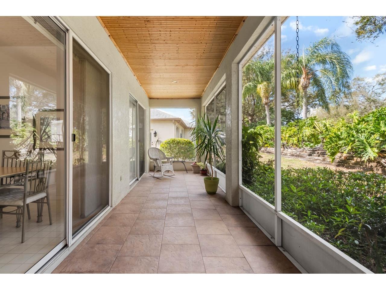 2113 Worthington Greens Drive Sun City Center FL 33573 TB8483519 image28