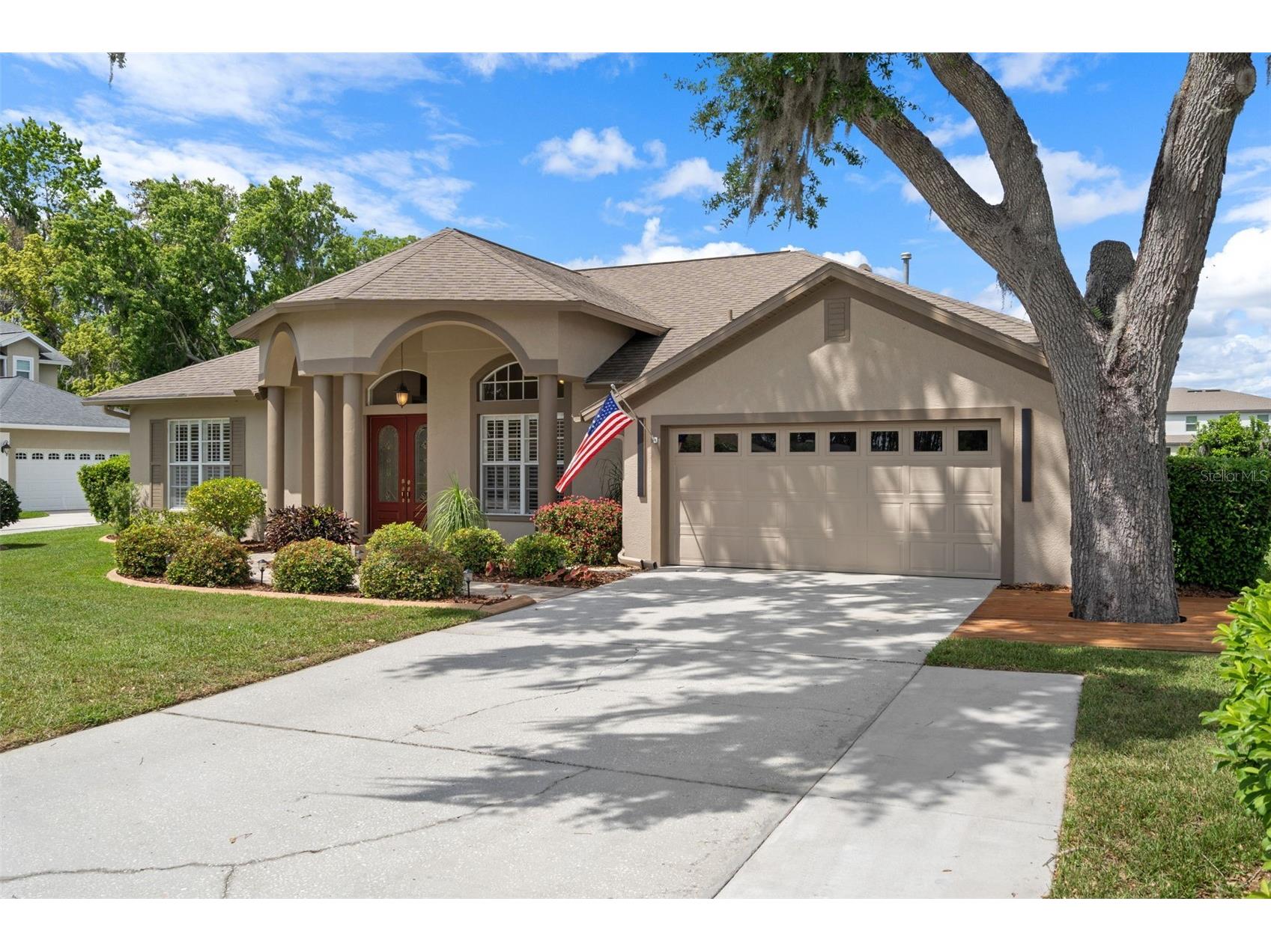 21133 Marsh Hawk Drive Land O Lakes FL 34638 - LAKE THOMAS TB8494736 image1