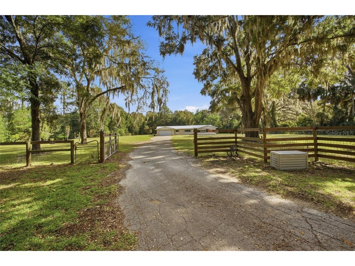 21133 NW 75th Avenue Micanopy FL 32667 OM712767 image5
