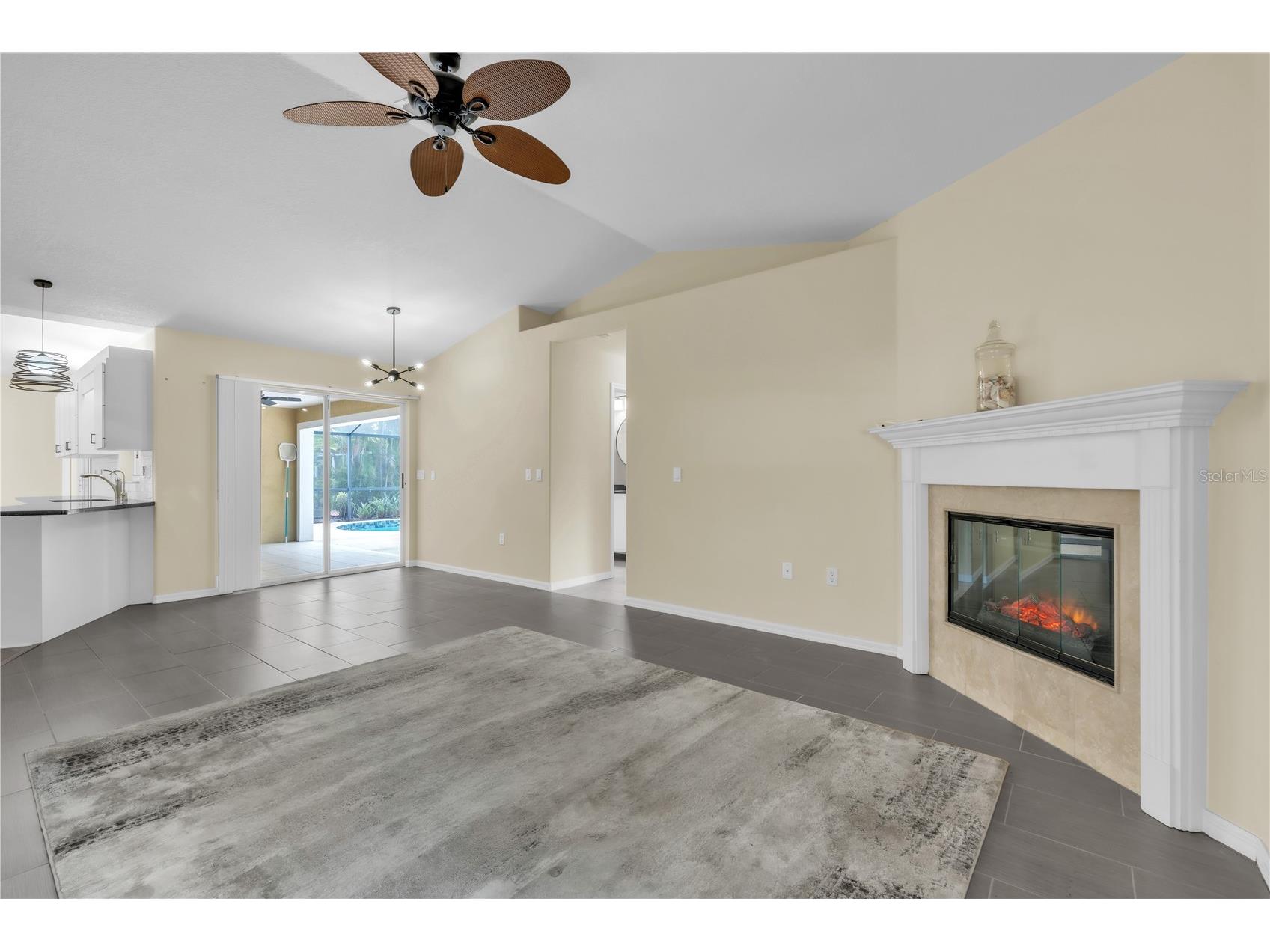 2114 49th Avenue E Bradenton FL 34203 A4688977 image18