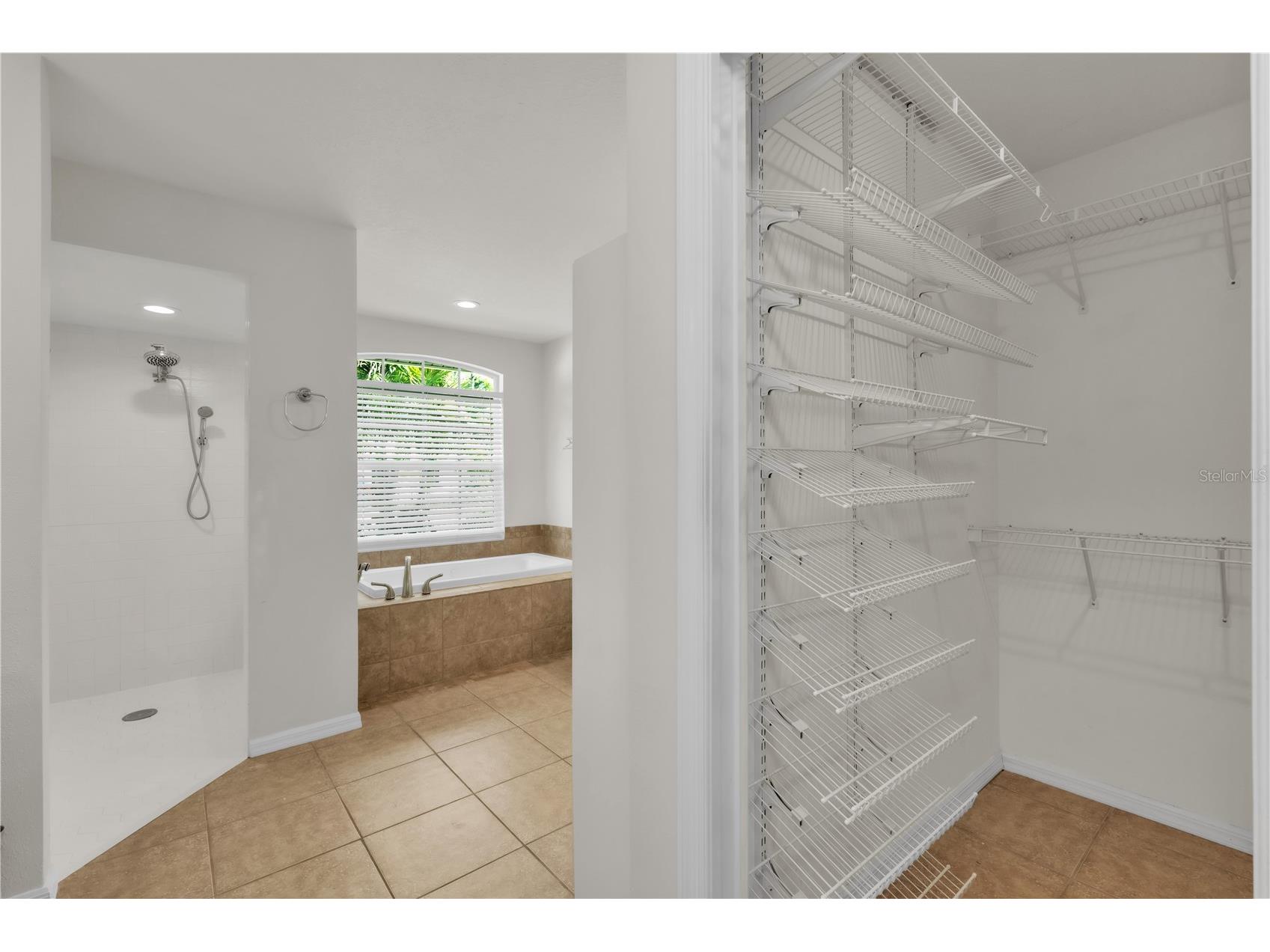 2114 49th Avenue E Bradenton FL 34203 A4688977 image24