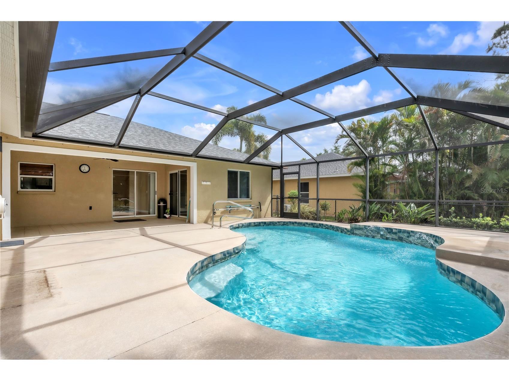 2114 49th Avenue E Bradenton FL 34203 A4688977 image43
