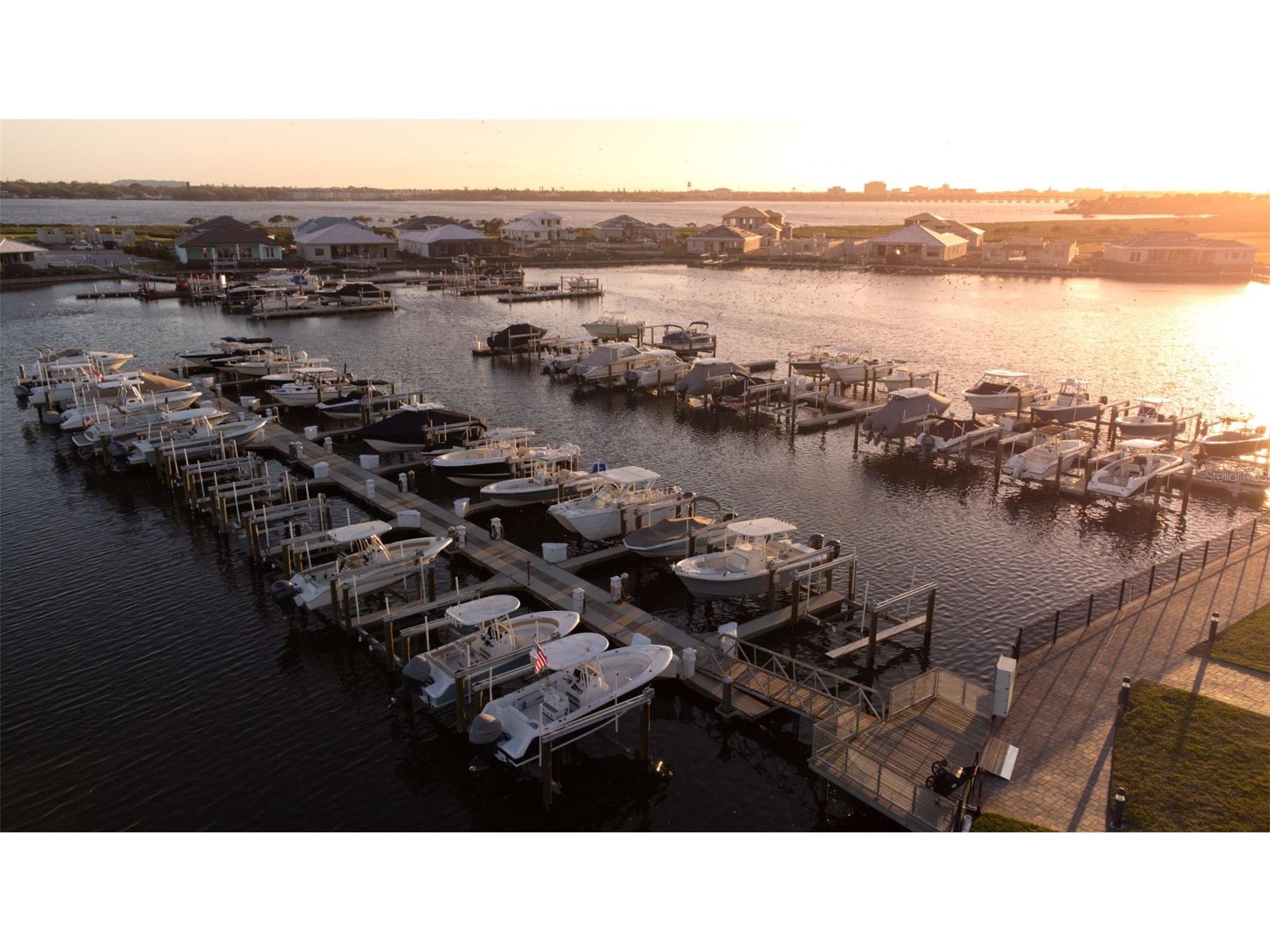 2114 5th Street E Palmetto FL 34221 A4637532 image2