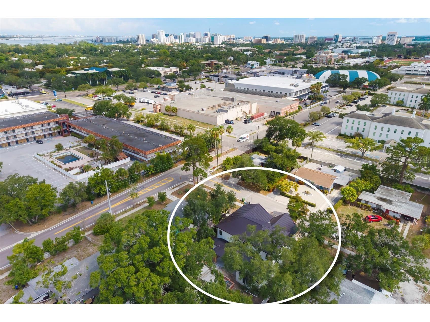 2114 Floyd Street Sarasota FL 34239 A4699956 image3