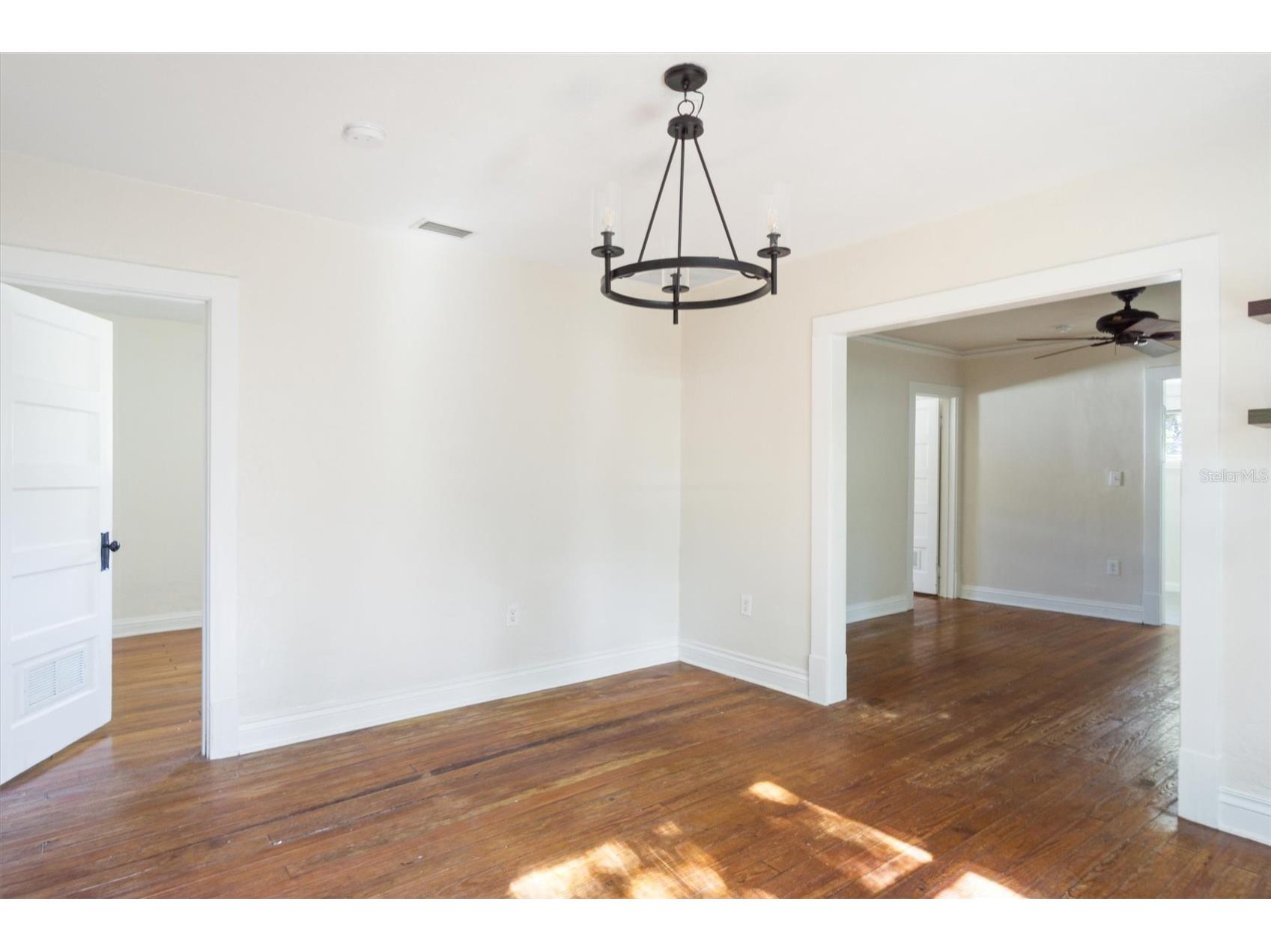 2114 NW 7th Terrace Gainesville FL 32609 GC536419 image16