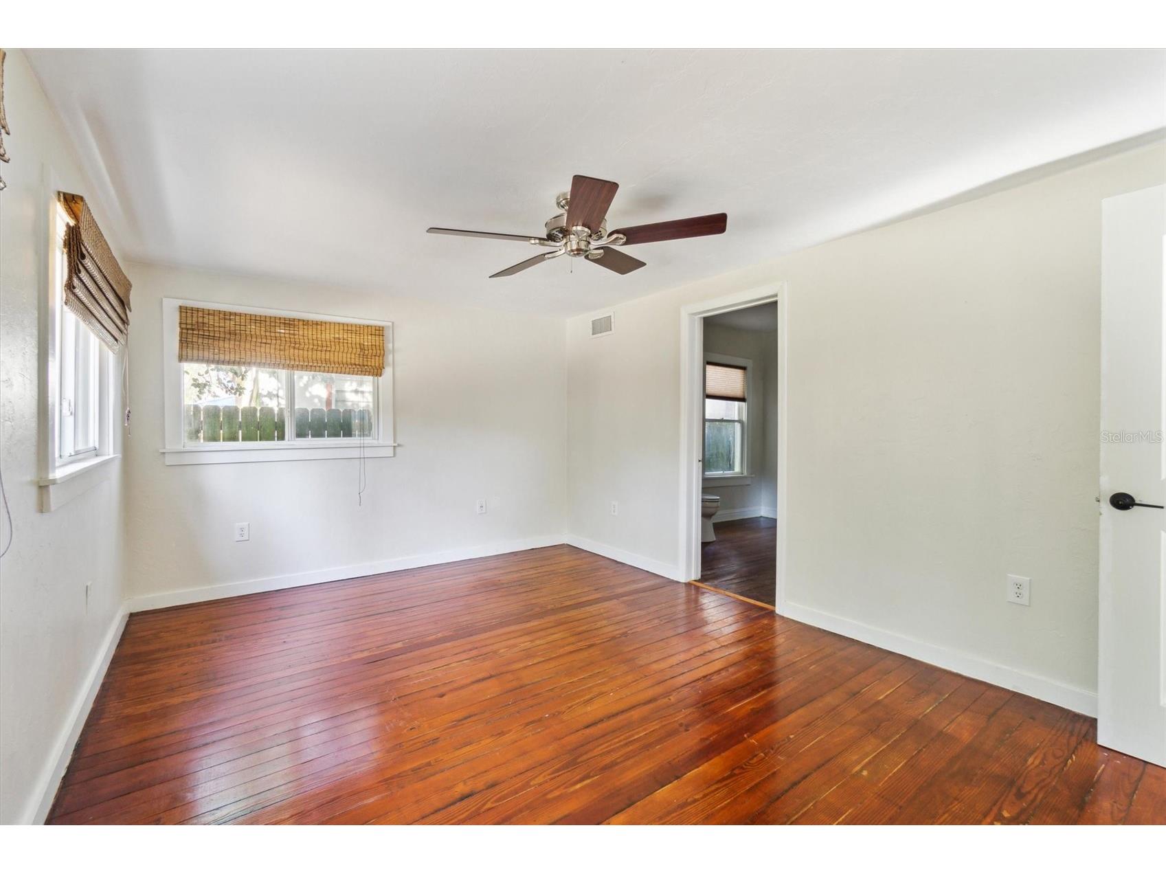 2114 NW 7th Terrace Gainesville FL 32609 GC536419 image23