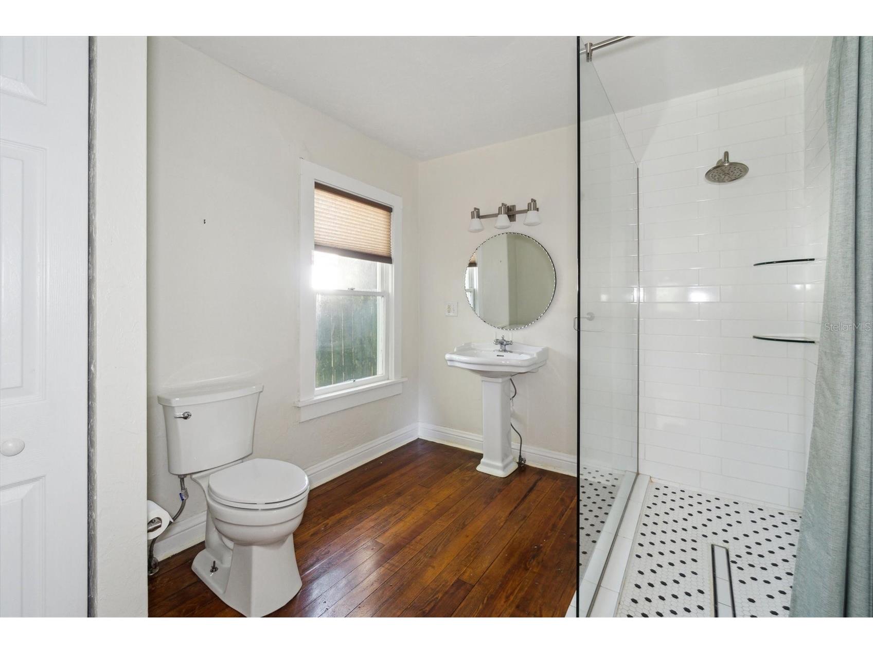 2114 NW 7th Terrace Gainesville FL 32609 GC536419 image26