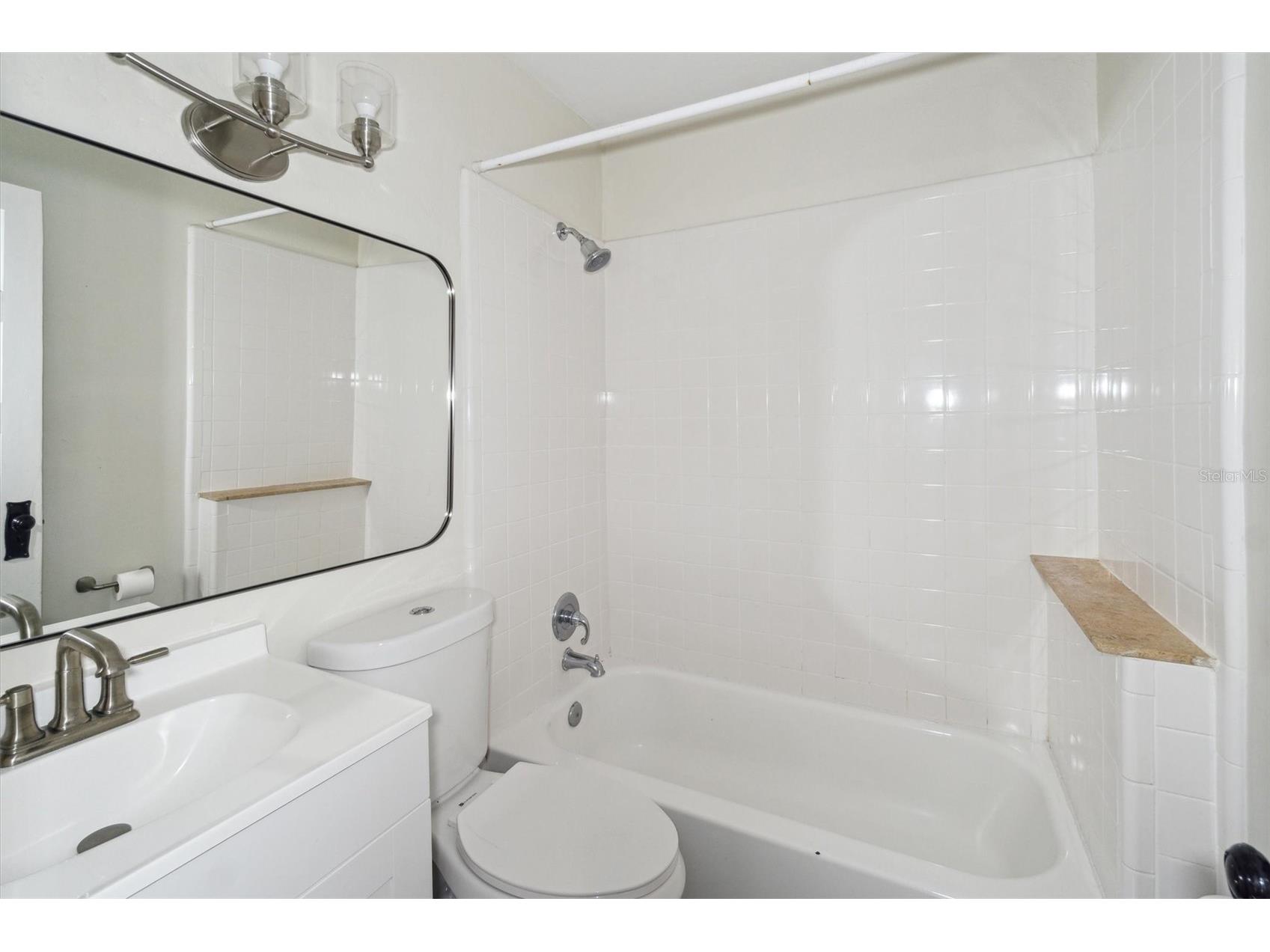 2114 NW 7th Terrace Gainesville FL 32609 GC536419 image30