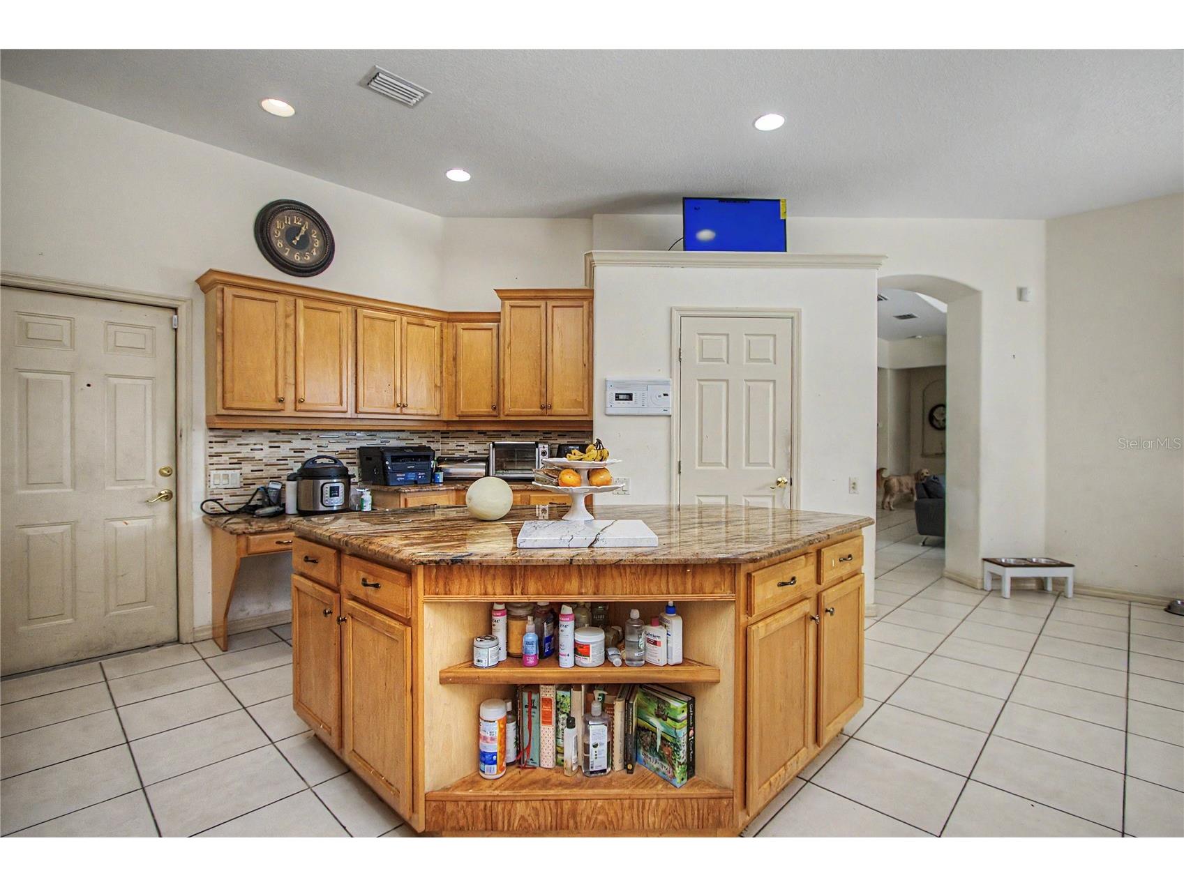 2114 SE 25th Loop Ocala FL 34471 A4694486 image10