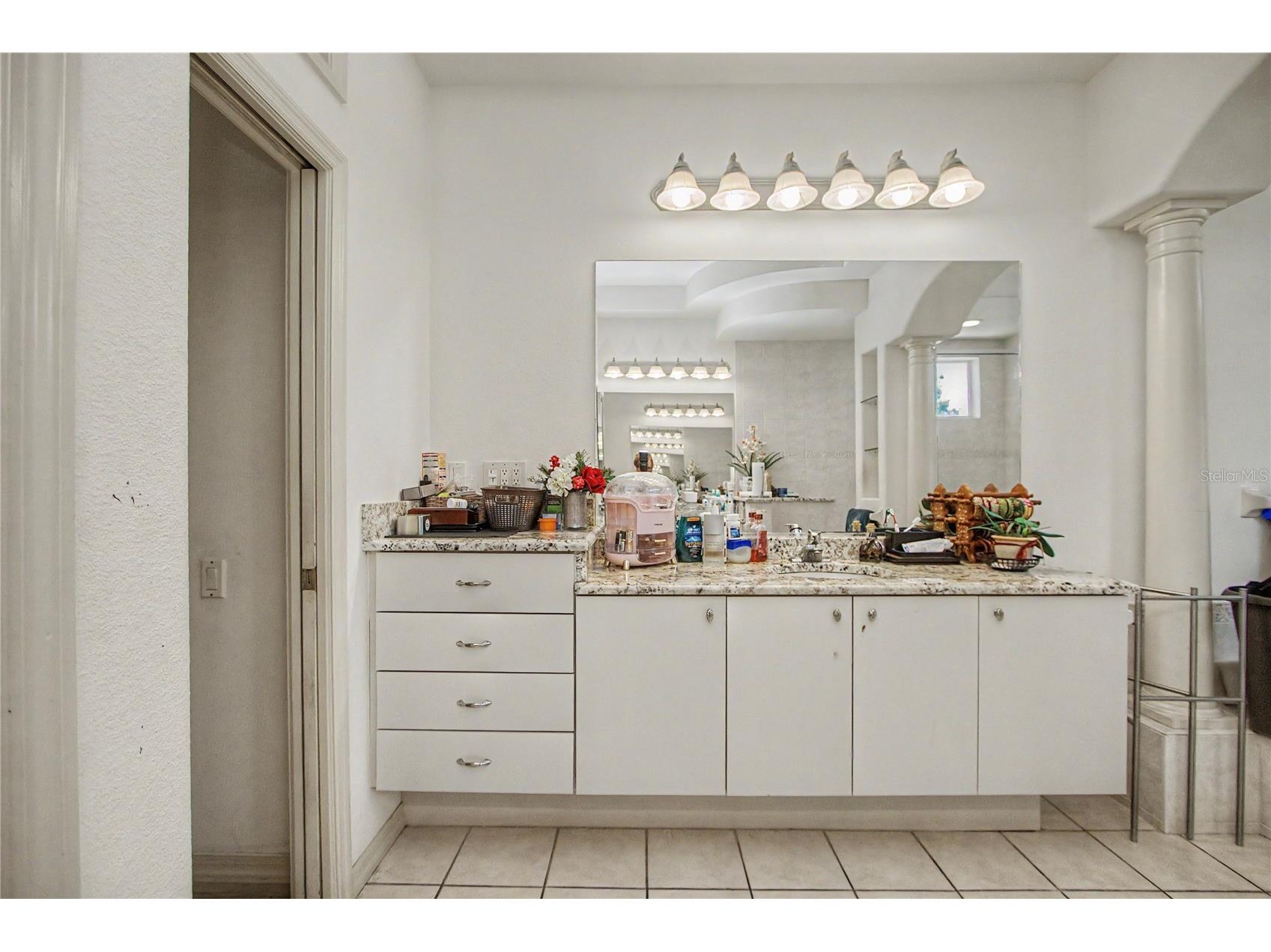 2114 SE 25th Loop Ocala FL 34471 A4694486 image22