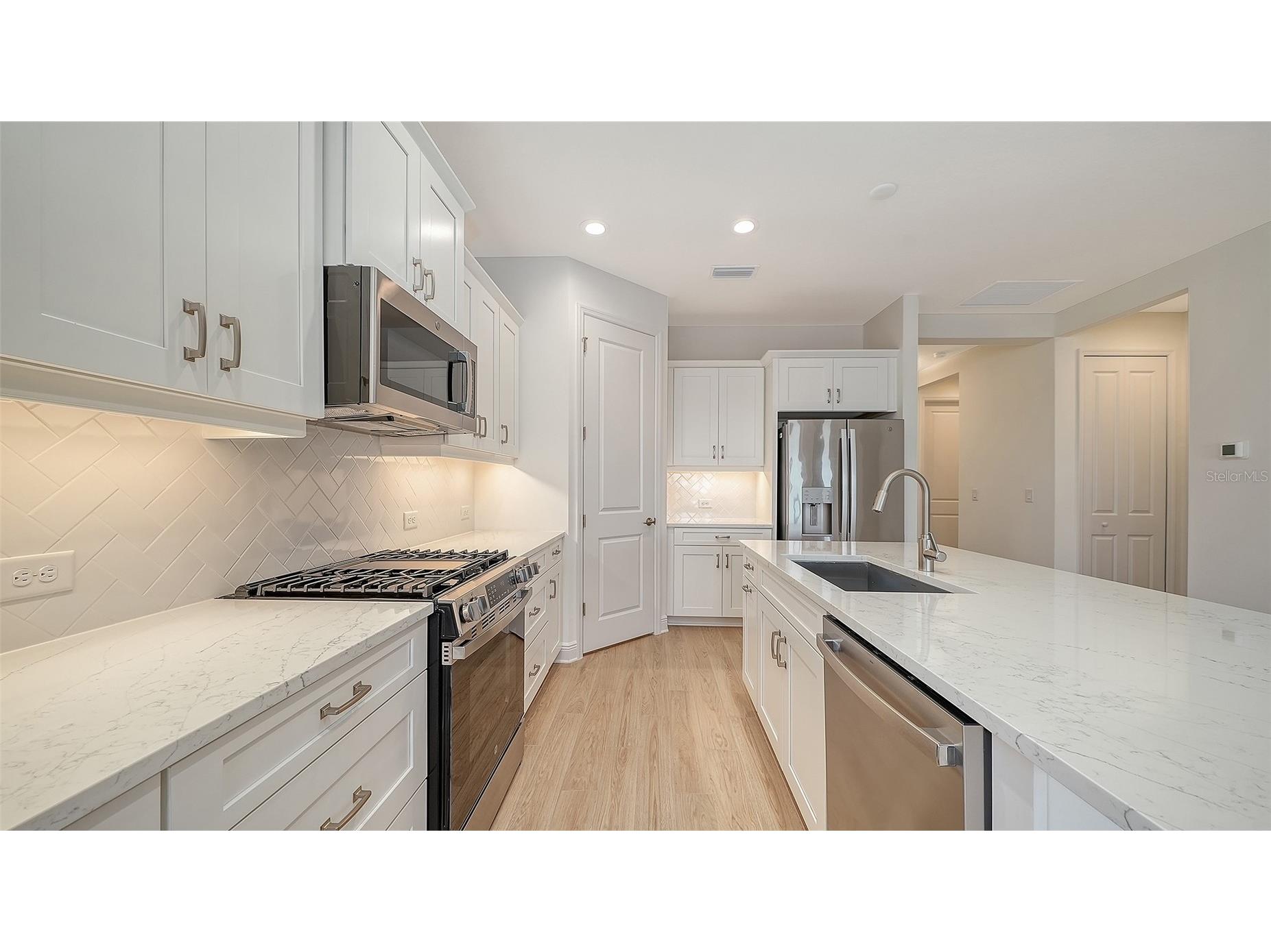 2114 Sylvester Palm Lane Bradenton FL 34212 TB8481543 image14