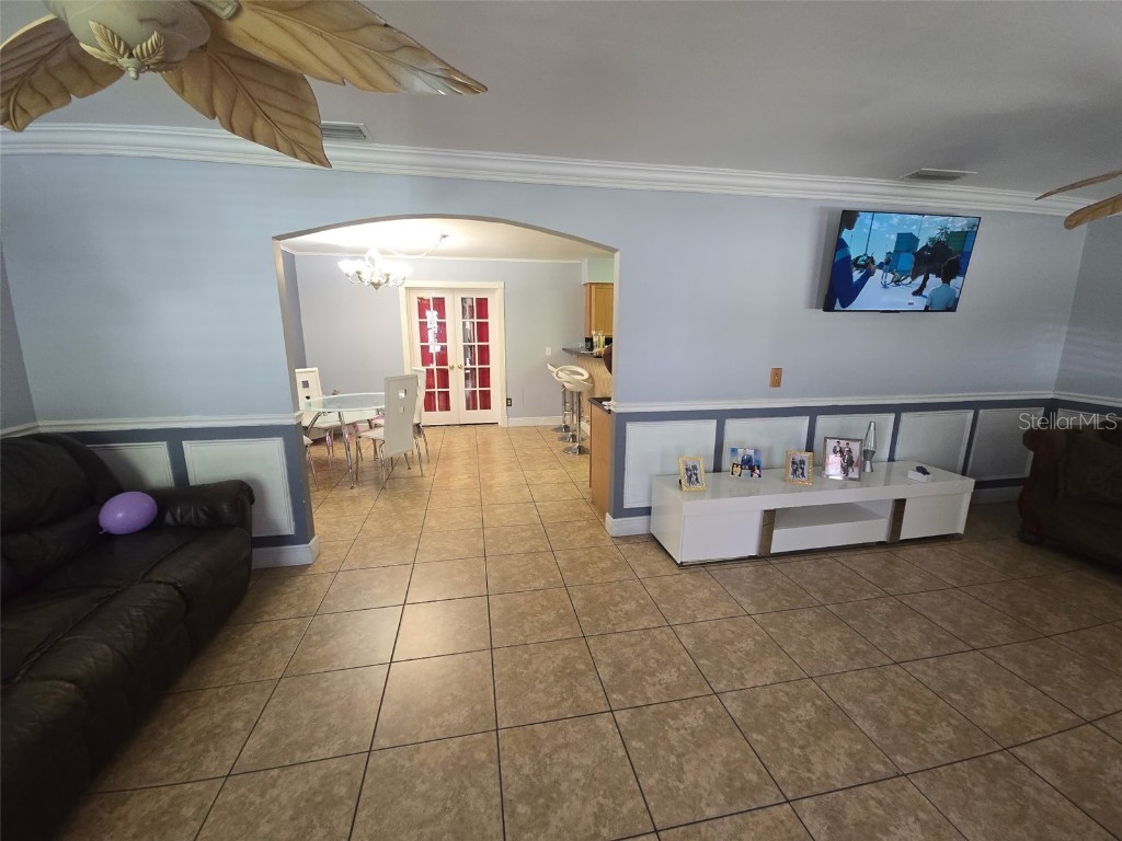 2114 W Sitka Street Tampa FL 33604 TB8433727 image4