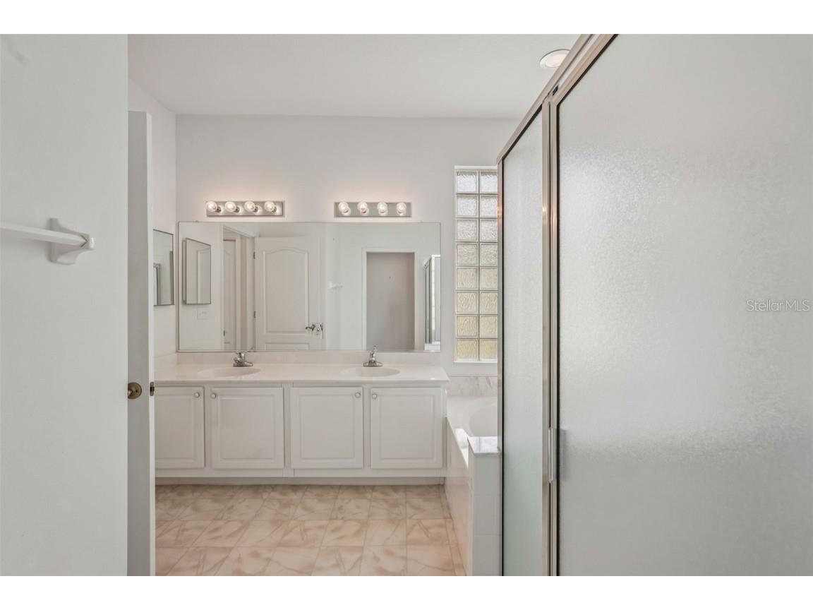 2114 Worthington Greens Drive Sun City Center FL 33573 TB8413928 image23