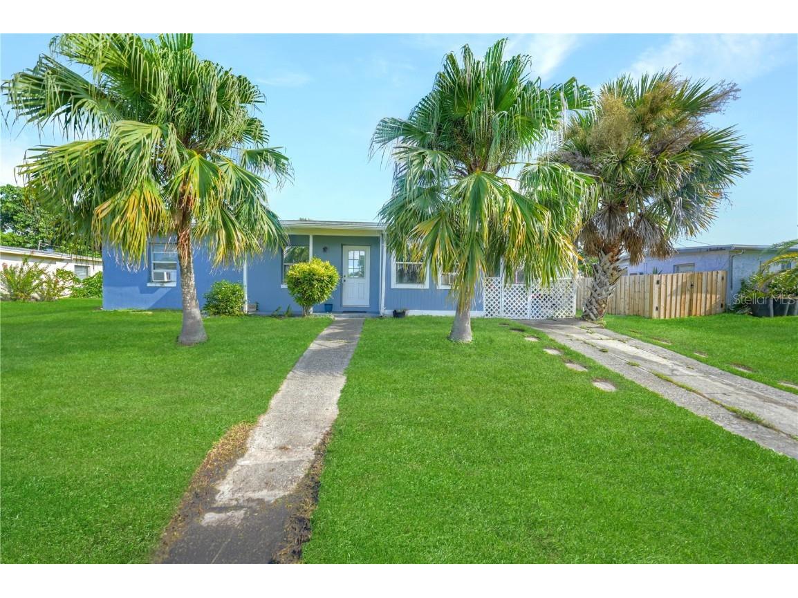 21146 Gladis Avenue Port Charlotte FL 33952 C7480336 image1