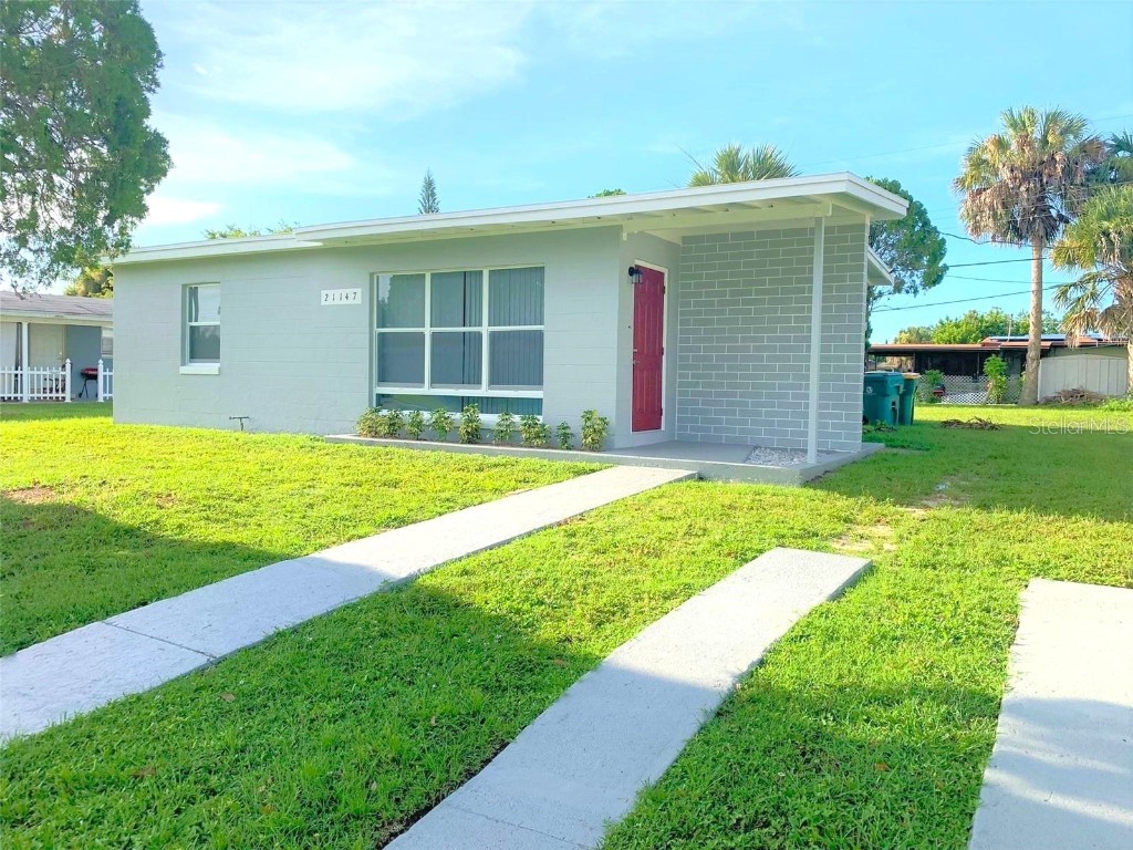 21147 Glendale Avenue Port Charlotte FL 33952 L4937104 image1