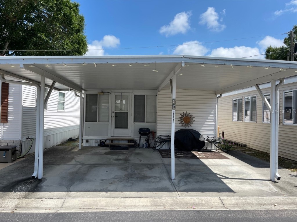 21148 Lazy Days Circle Lutz FL 33558 W7855048 image1