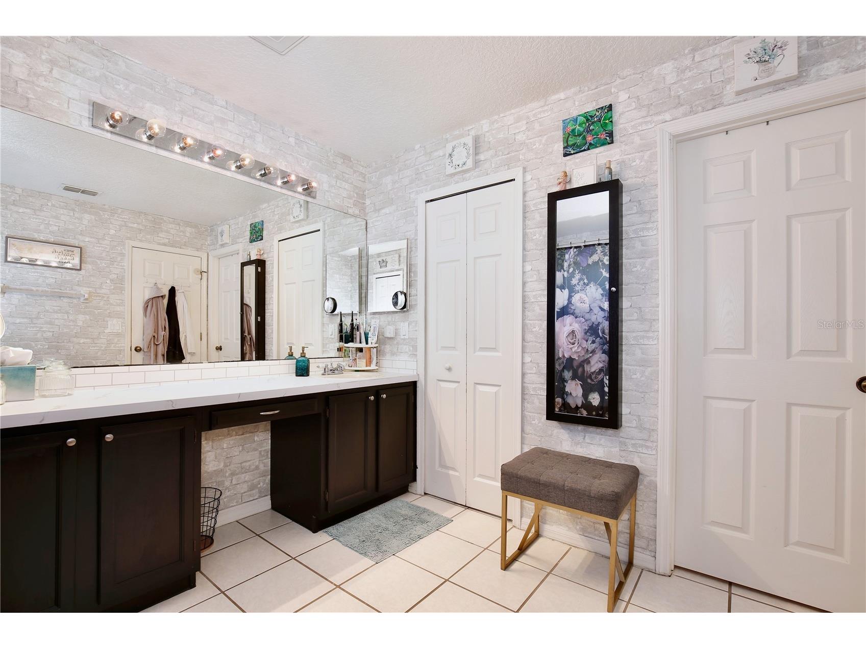 2115 Heathwood Circle Orlando FL 32828 O6399285 image17