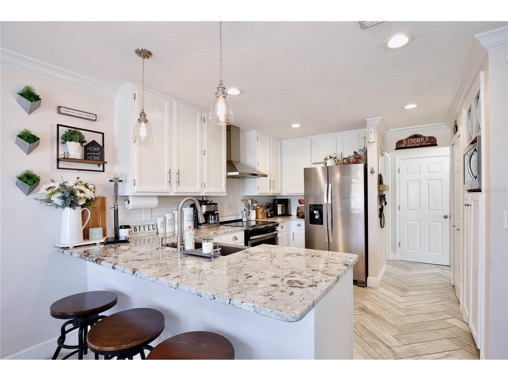 2115 Heathwood Circle Orlando FL 32828 O6399285 image9