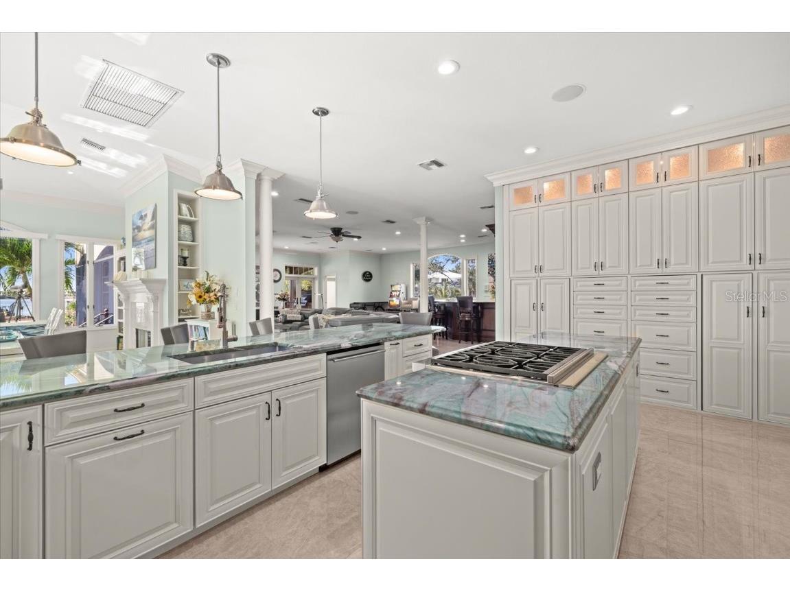 2115 Lychee Lane Nokomis FL 34275 A4666774 image11