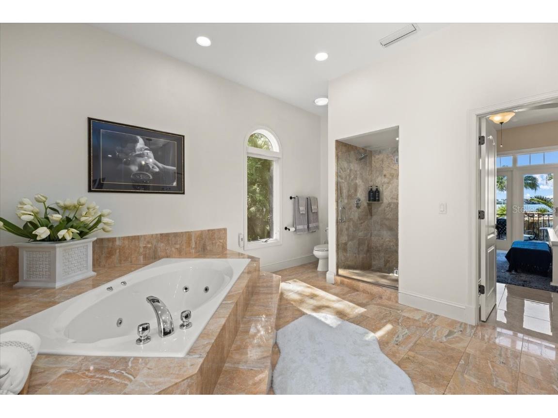 2115 Lychee Lane Nokomis FL 34275 A4666774 image35