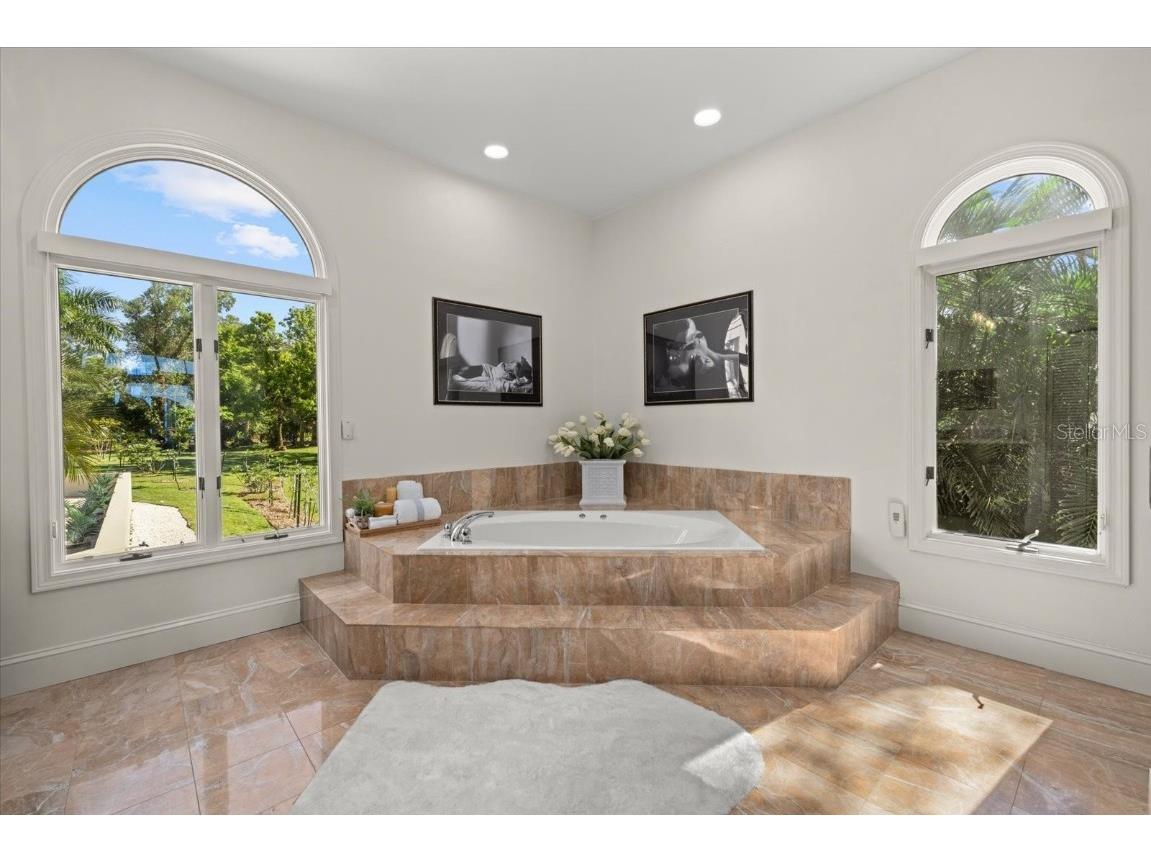 2115 Lychee Lane Nokomis FL 34275 A4666774 image36