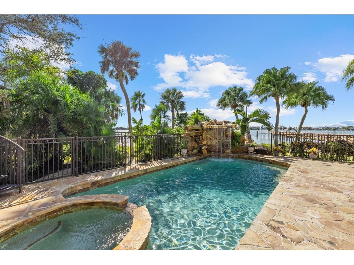 2115 Lychee Lane Nokomis FL 34275 A4666774 image4