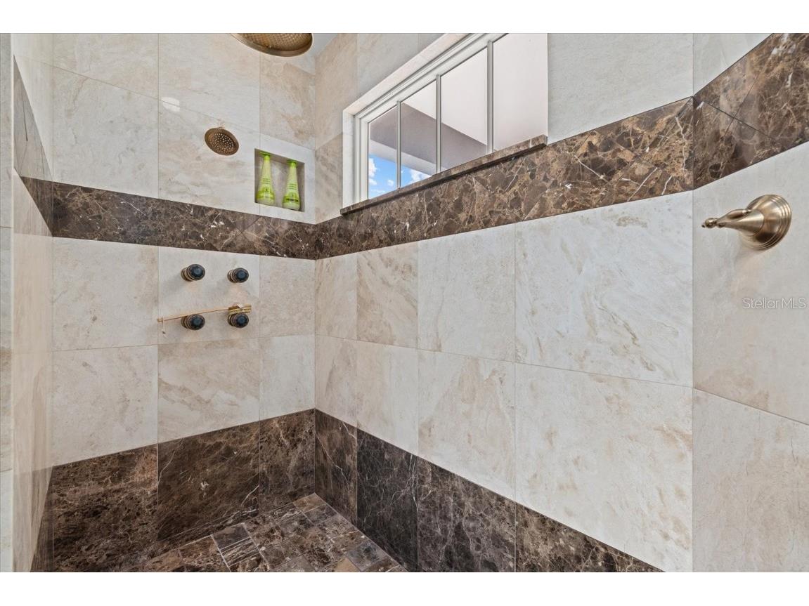 2115 Lychee Lane Nokomis FL 34275 A4666774 image57