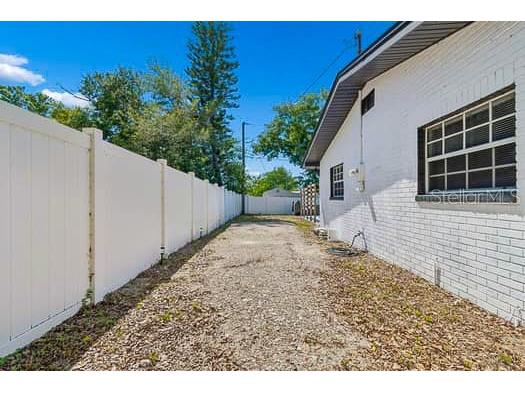 2115 Philippe Parkway Safety Harbor FL 34695 TB8491863 image11
