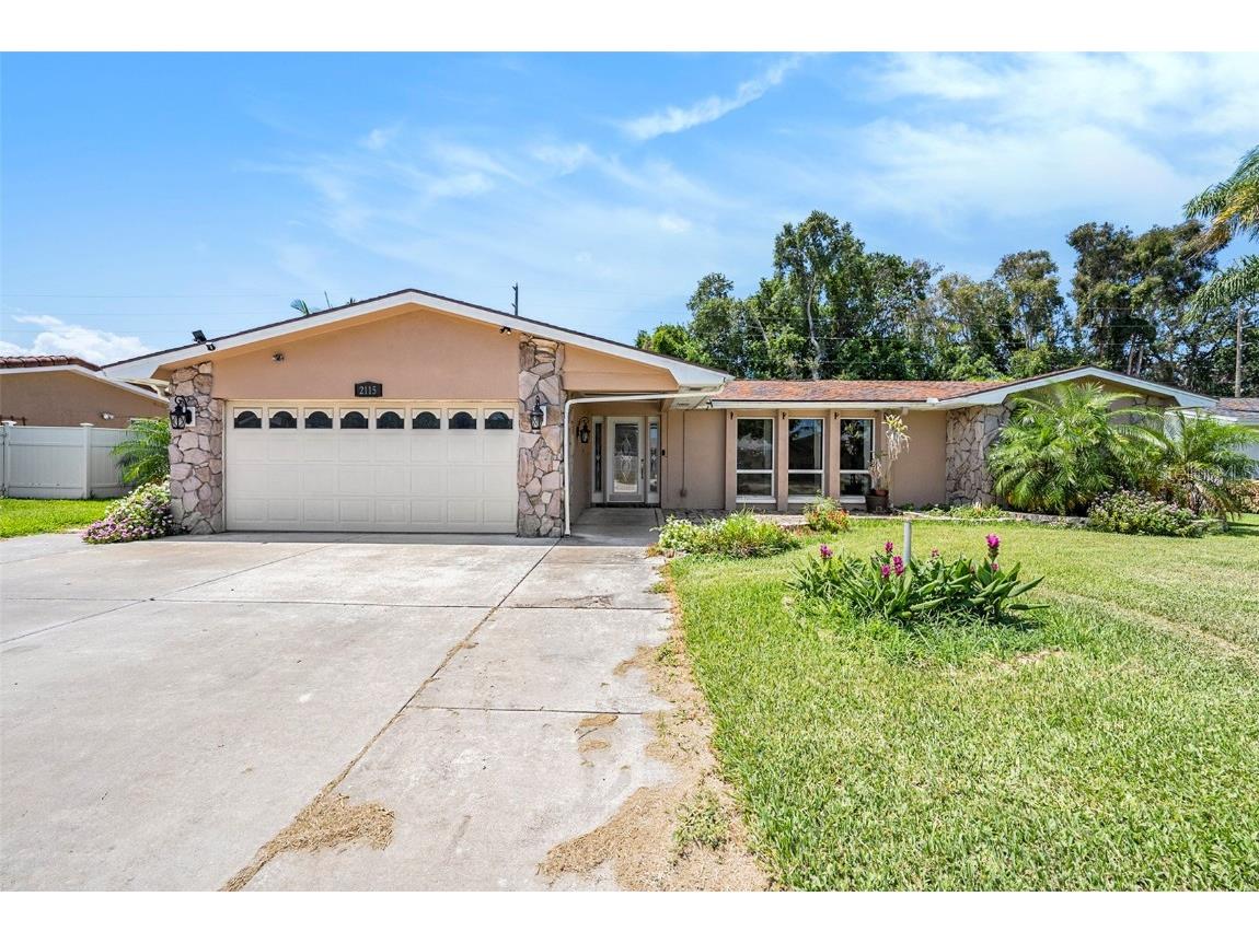 2115 Seagull Drive Clearwater FL 33764 T3530299 image1