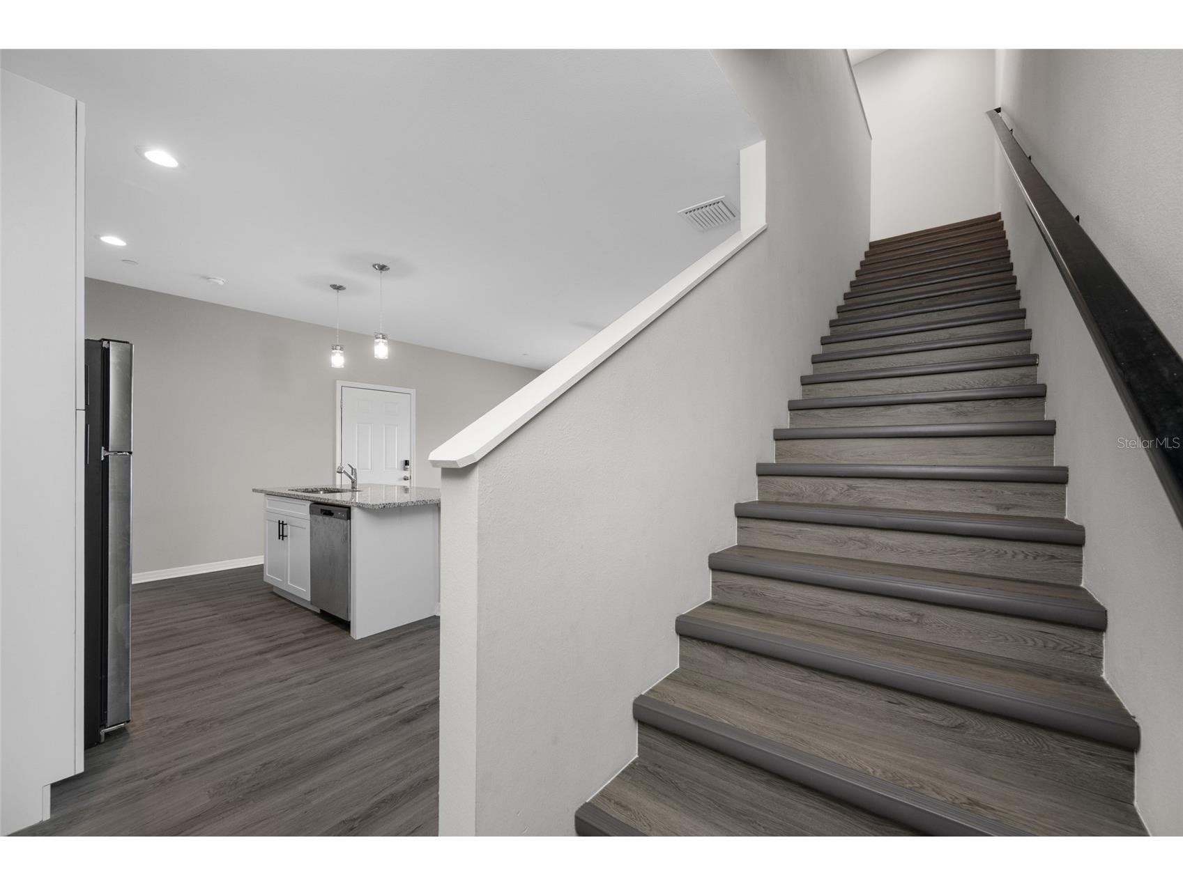 2115 Sebring Place Clearwater FL 33760 TB8481900 image22