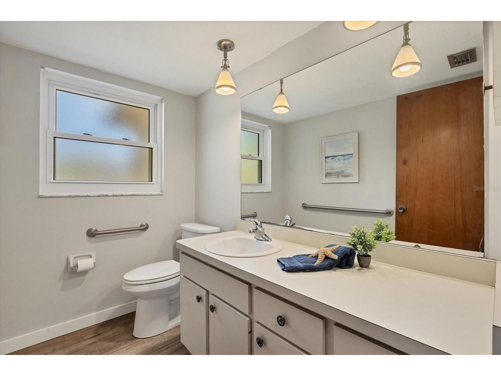 2115 Shadow Oaks Road Sarasota FL 34240 A4670853 image10