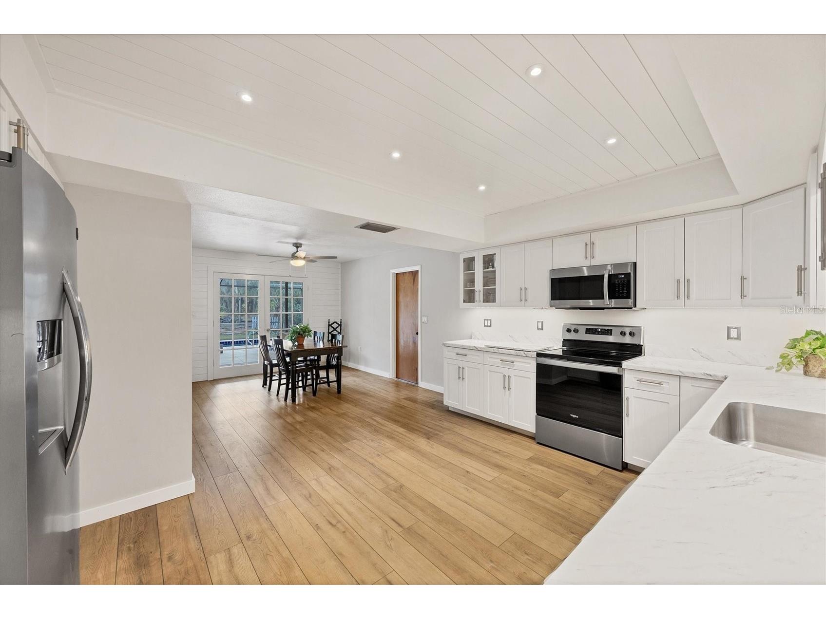 2115 Shadow Oaks Road Sarasota FL 34240 A4670853 image13