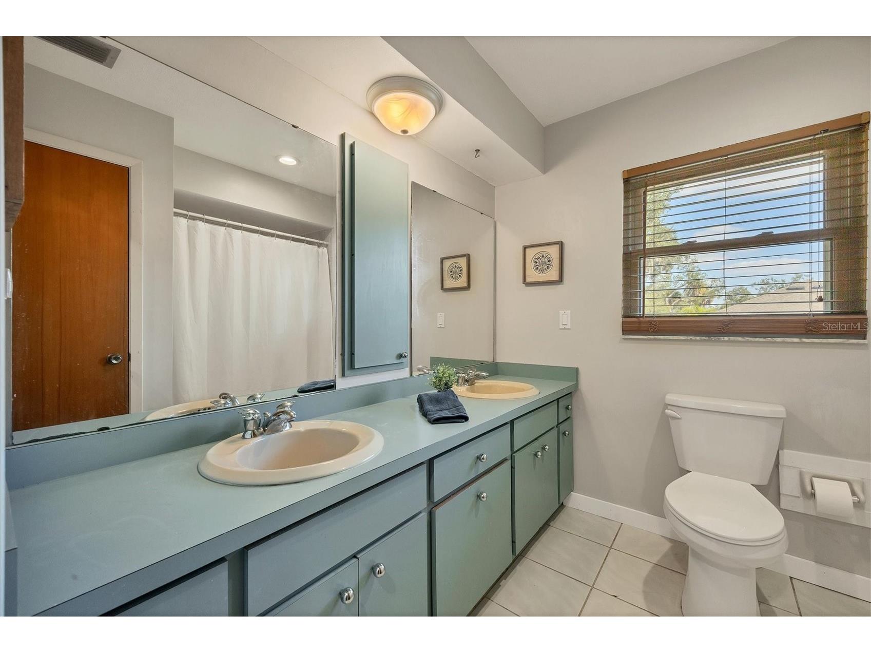 2115 Shadow Oaks Road Sarasota FL 34240 A4670853 image23