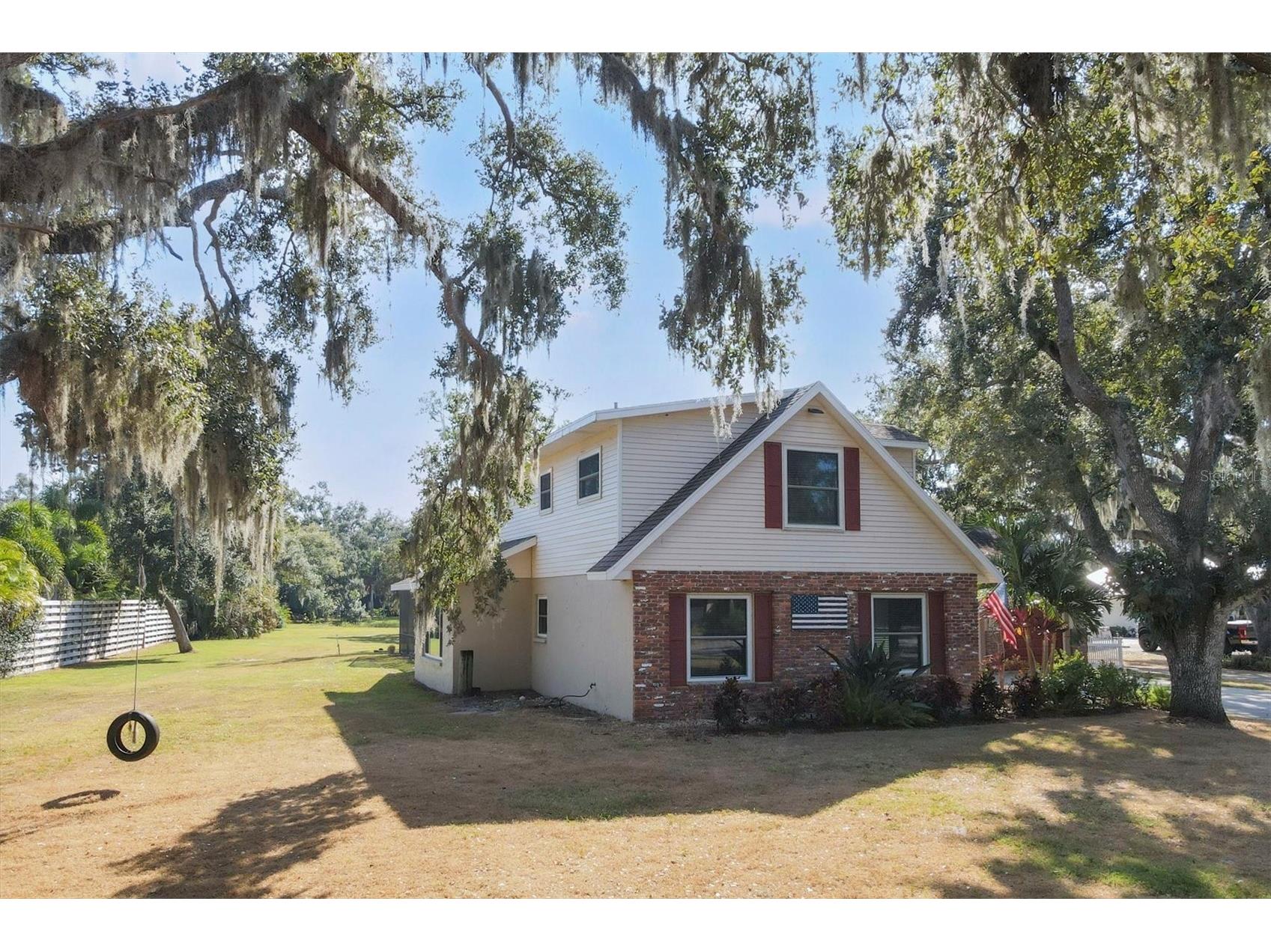 2115 Shadow Oaks Road Sarasota FL 34240 A4670853 image3