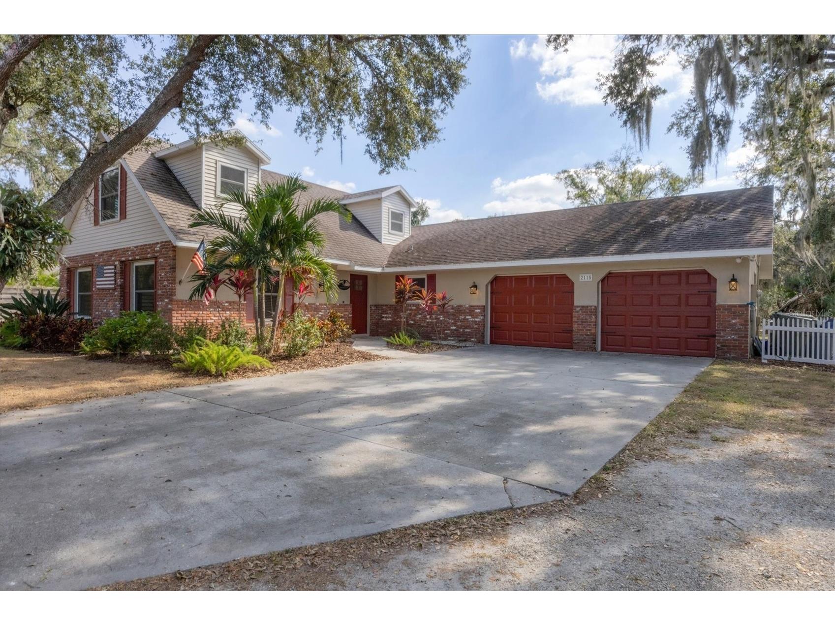 2115 Shadow Oaks Road Sarasota FL 34240 A4670853 image4
