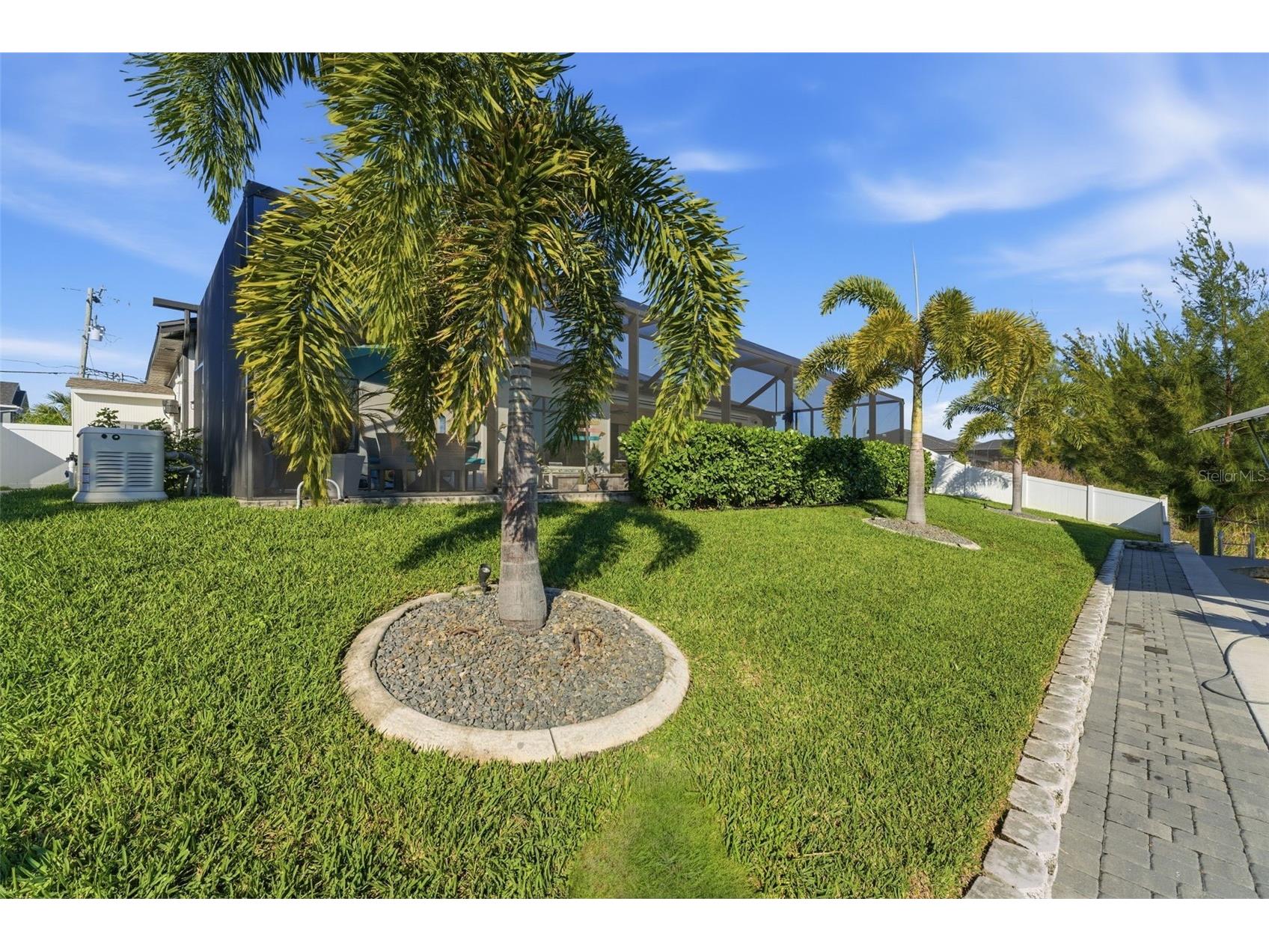 2115 SW 17th Place Cape Coral FL 33991 A4679268 image45
