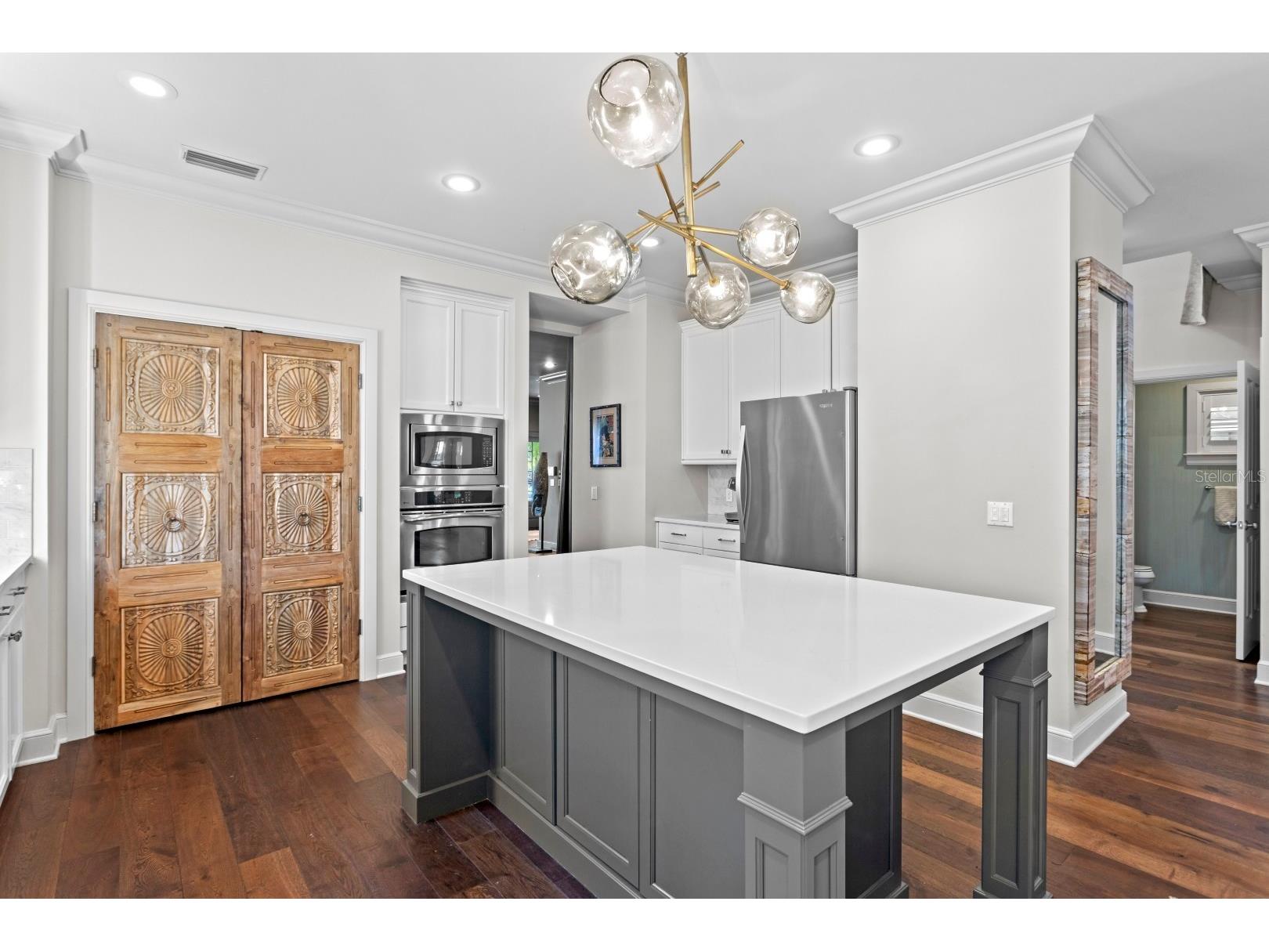 2115 W Watrous Avenue Tampa FL 33606 TB8487882 image18