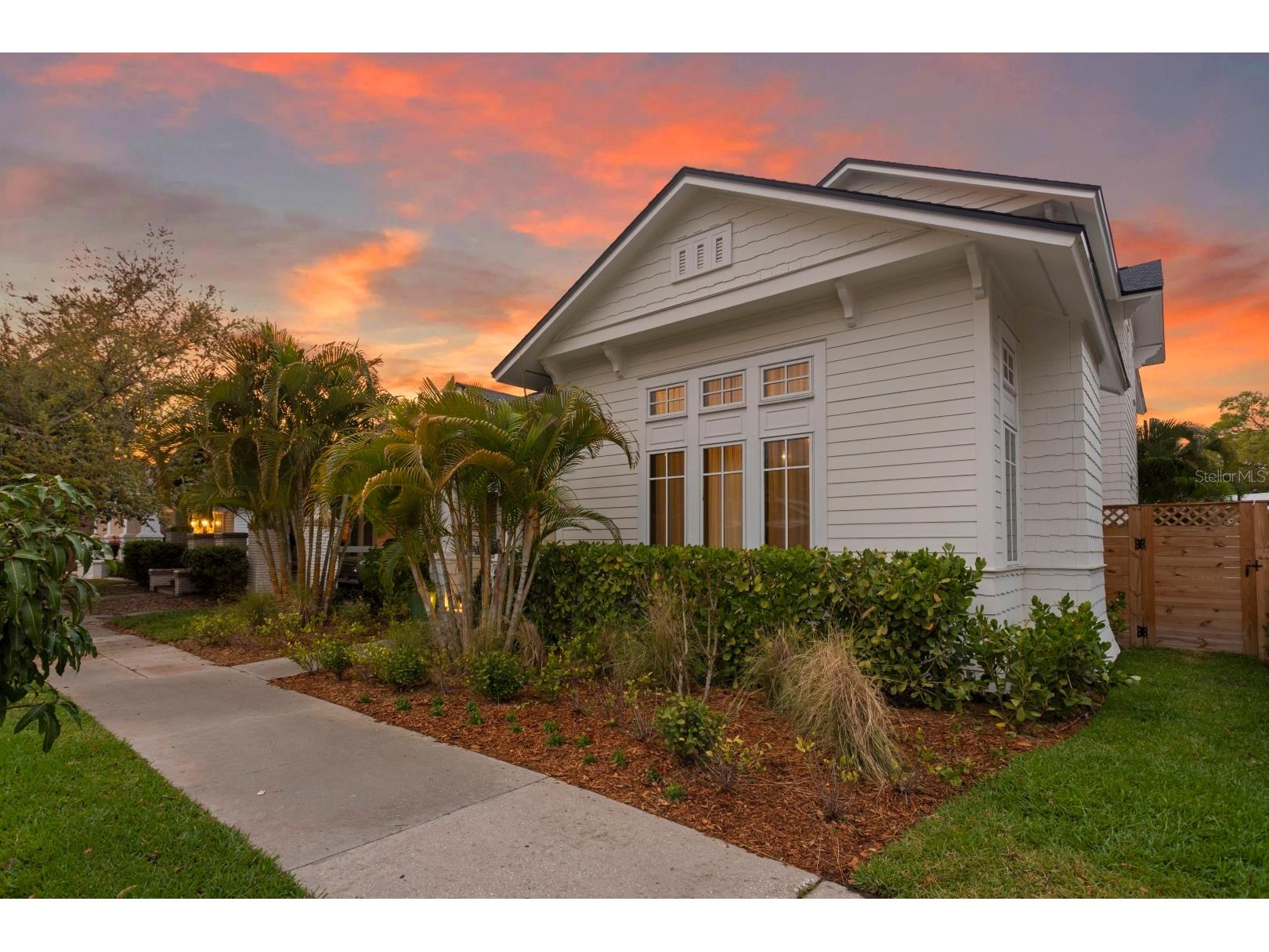 2115 W Watrous Avenue Tampa FL 33606 TB8487882 image2