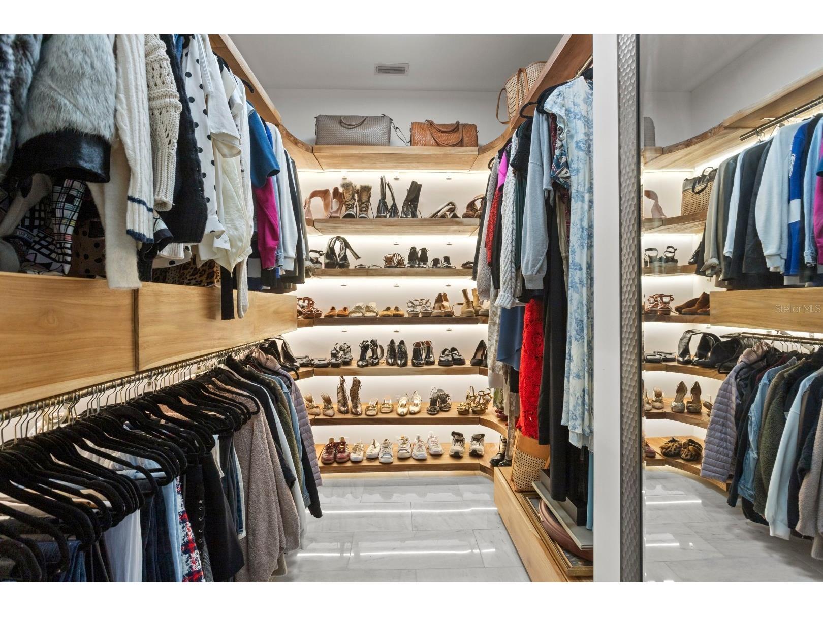 2115 W Watrous Avenue Tampa FL 33606 TB8487882 image30