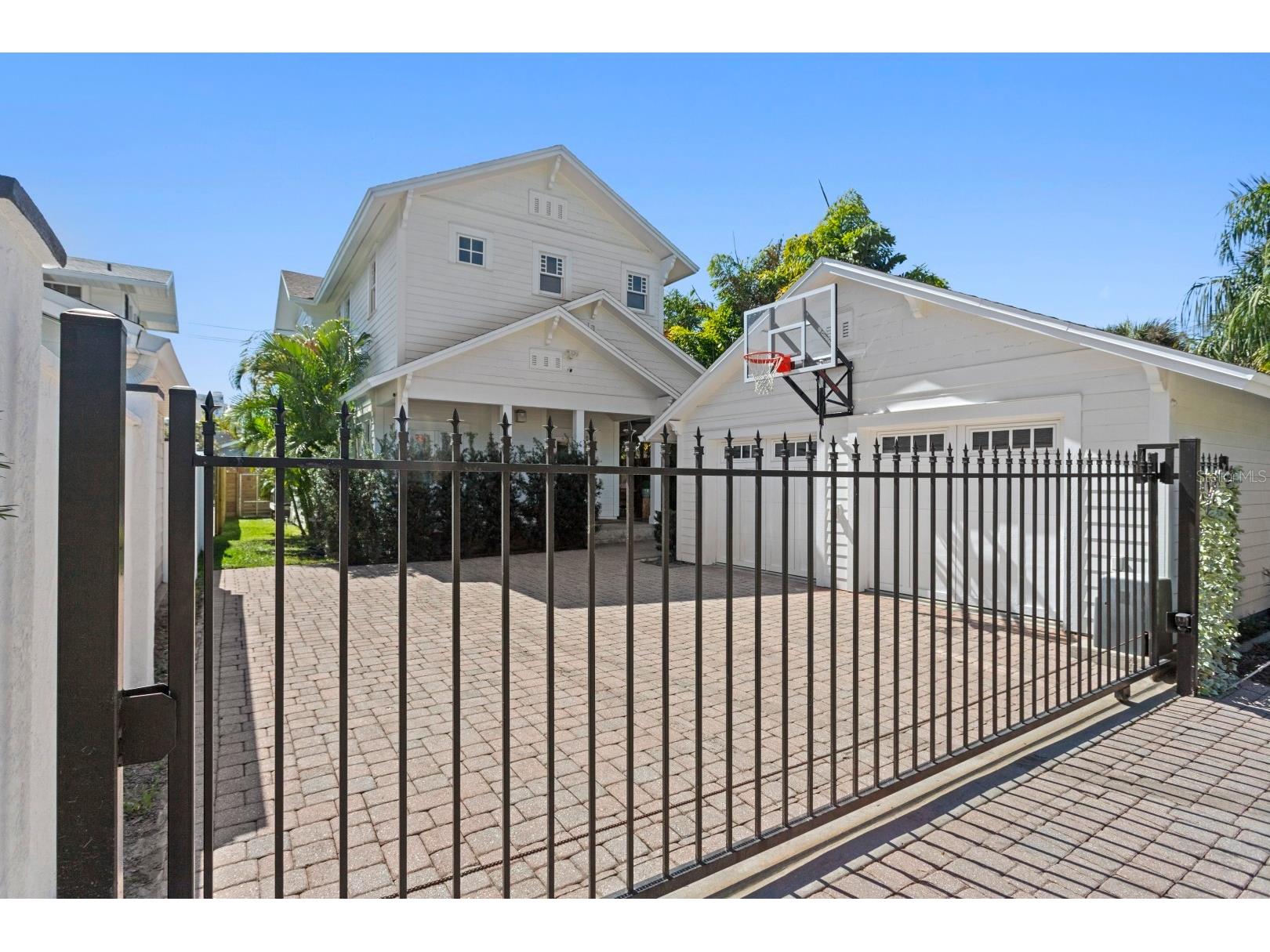 2115 W Watrous Avenue Tampa FL 33606 TB8487882 image42