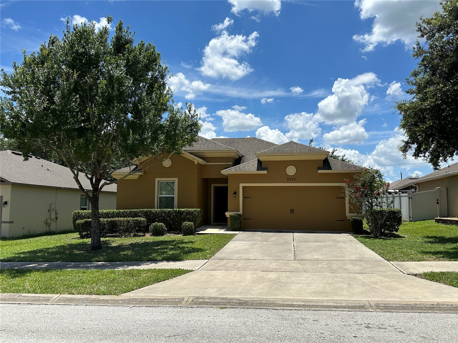 2115 Waseca Lane Leesburg FL 34748 O6406665 image1