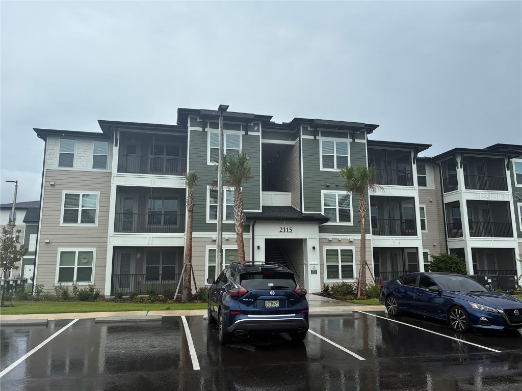 2115 Waterfall Court #8-211 Mount Dora FL 32757 O6351236 image1