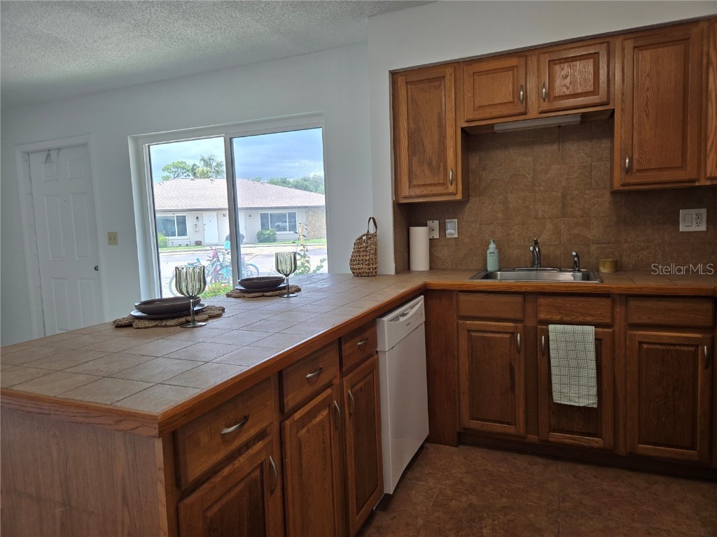 21150 Gertrude Avenue #S4 Port Charlotte FL 33952 C7512749 image17