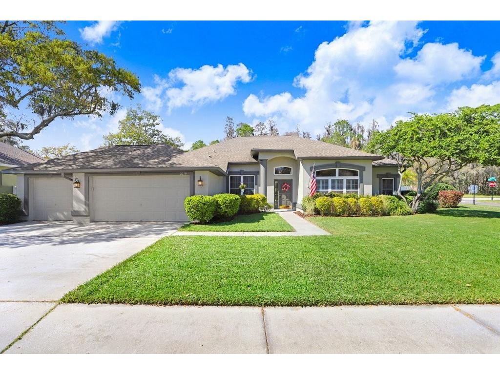 2116 Crooked Creek Way Valrico FL 33596 T3502459 image1